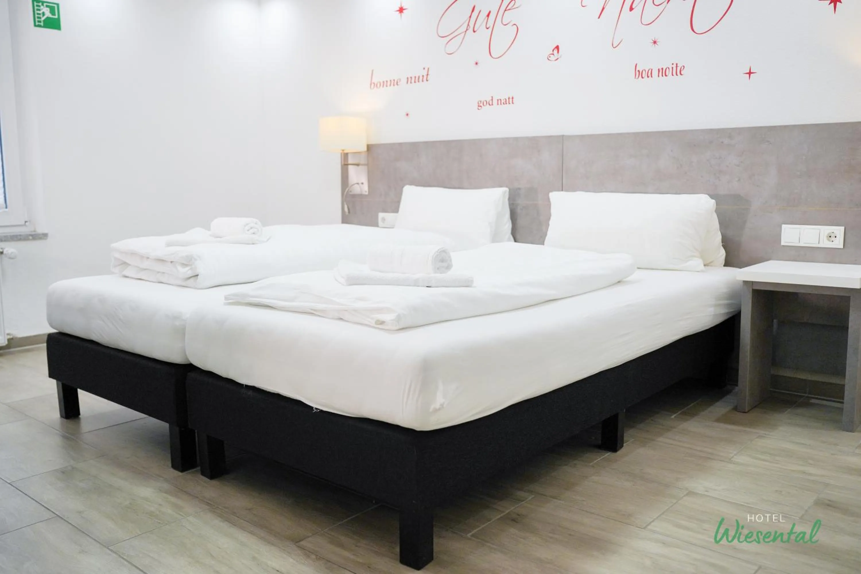 Bed in Hotel Wiesental Nähe Friedrichshafen