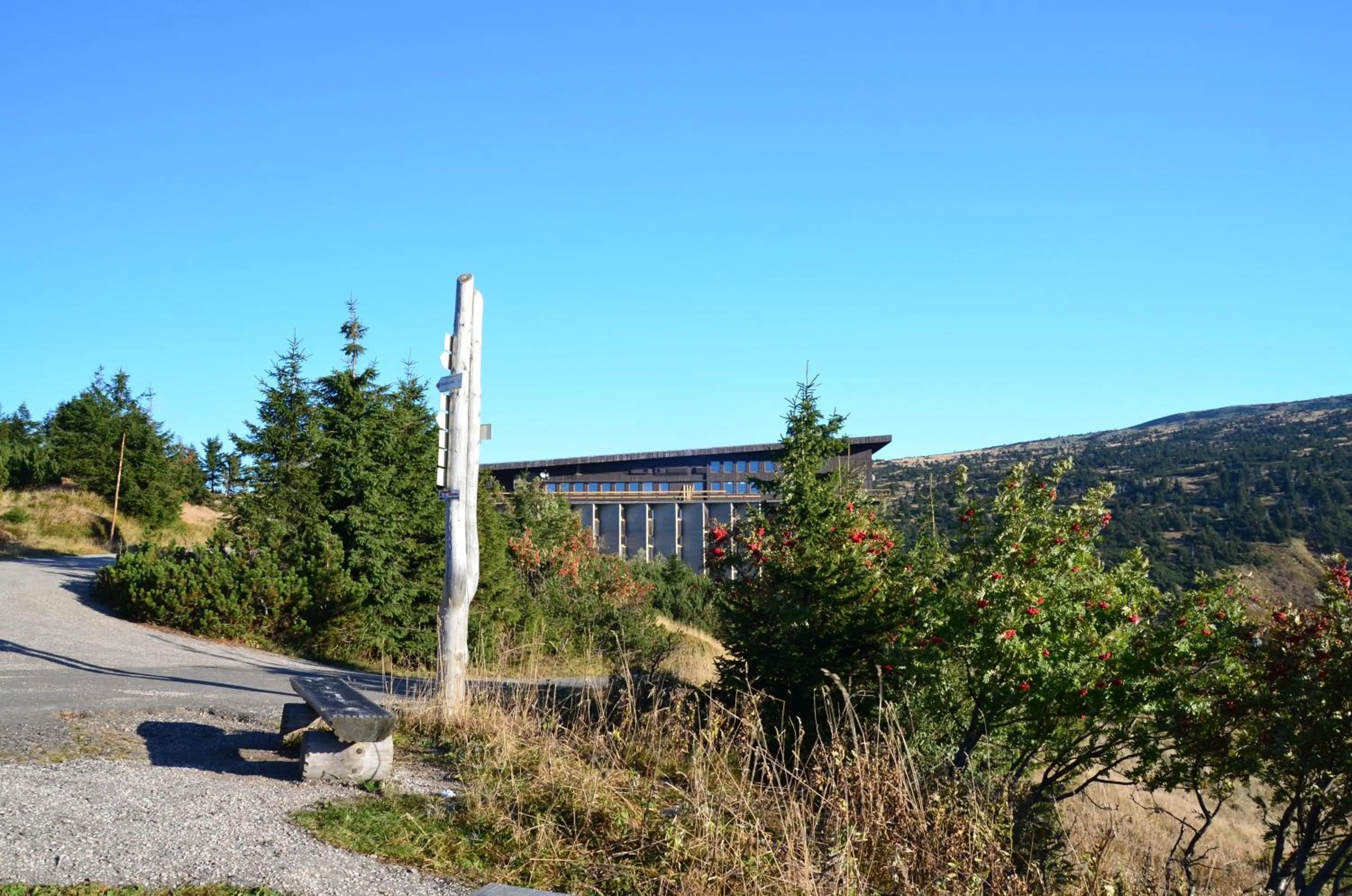 Area and facilities in Hotel Labská bouda