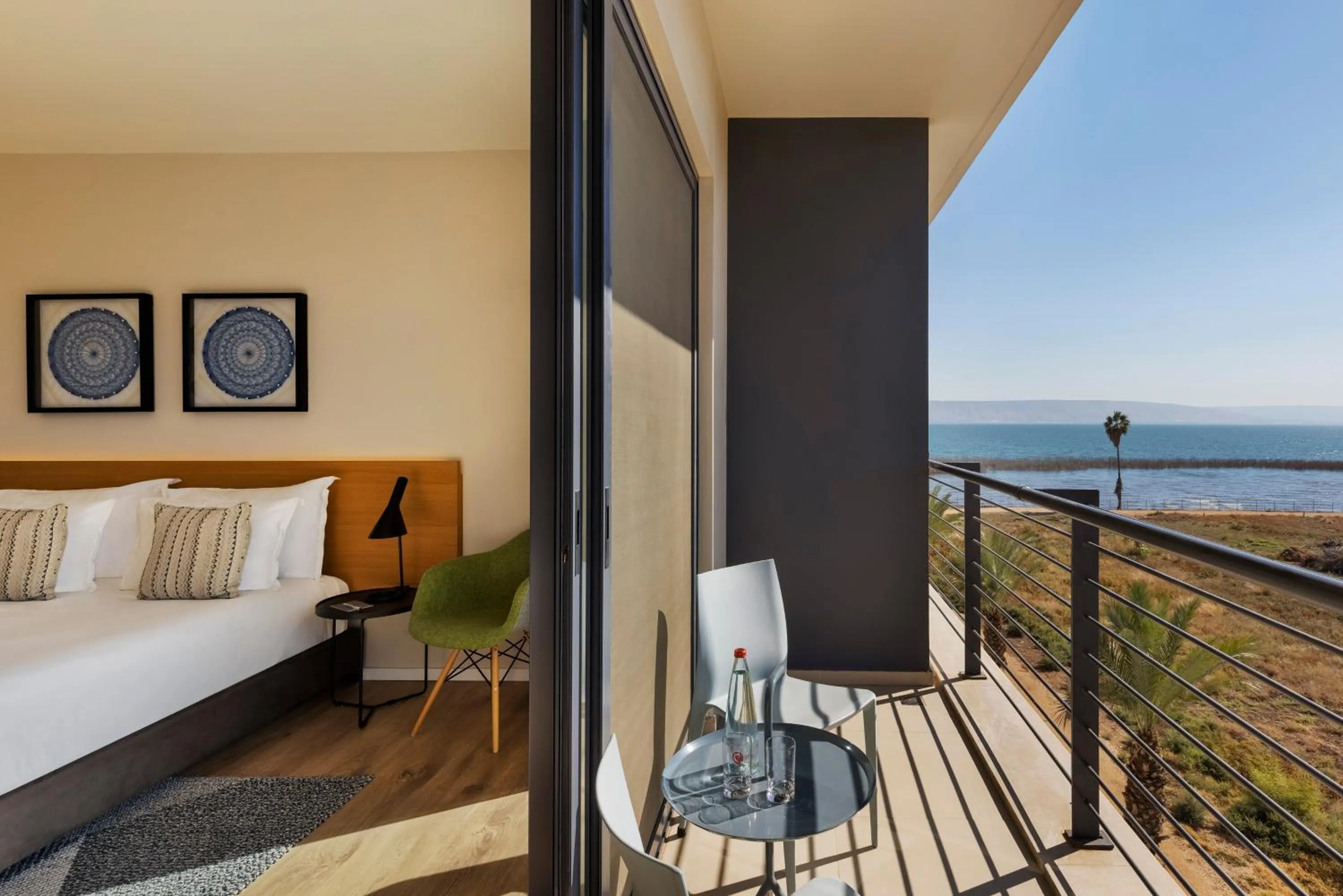 Balcony/Terrace, Bed in Gomeh by Isrotel Design