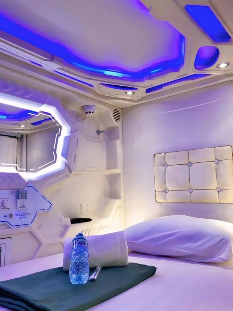 Bed in Hotel Shakti Capsule