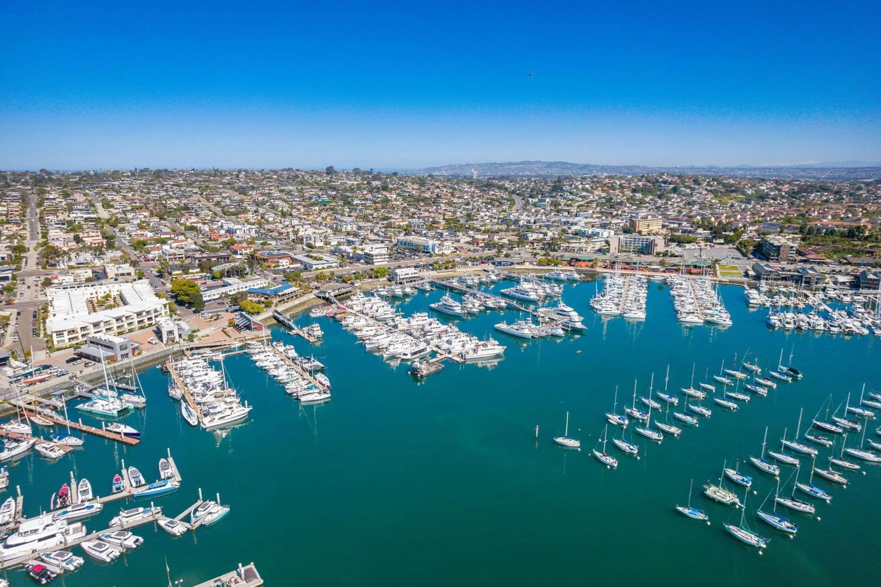 Property building in Comfort Inn San Diego Airport At The Harbor
