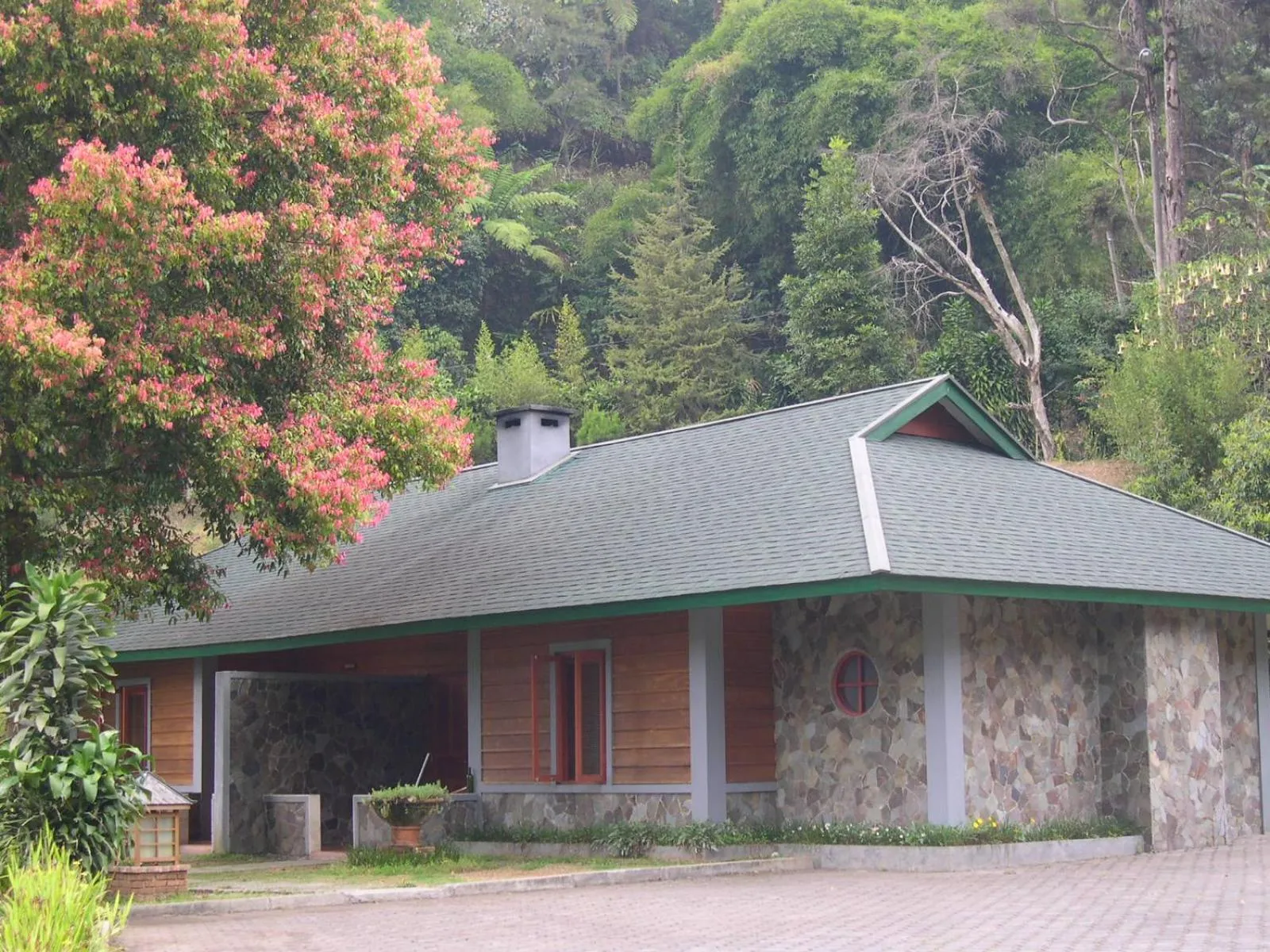 Property building in Puncak Pass Resort