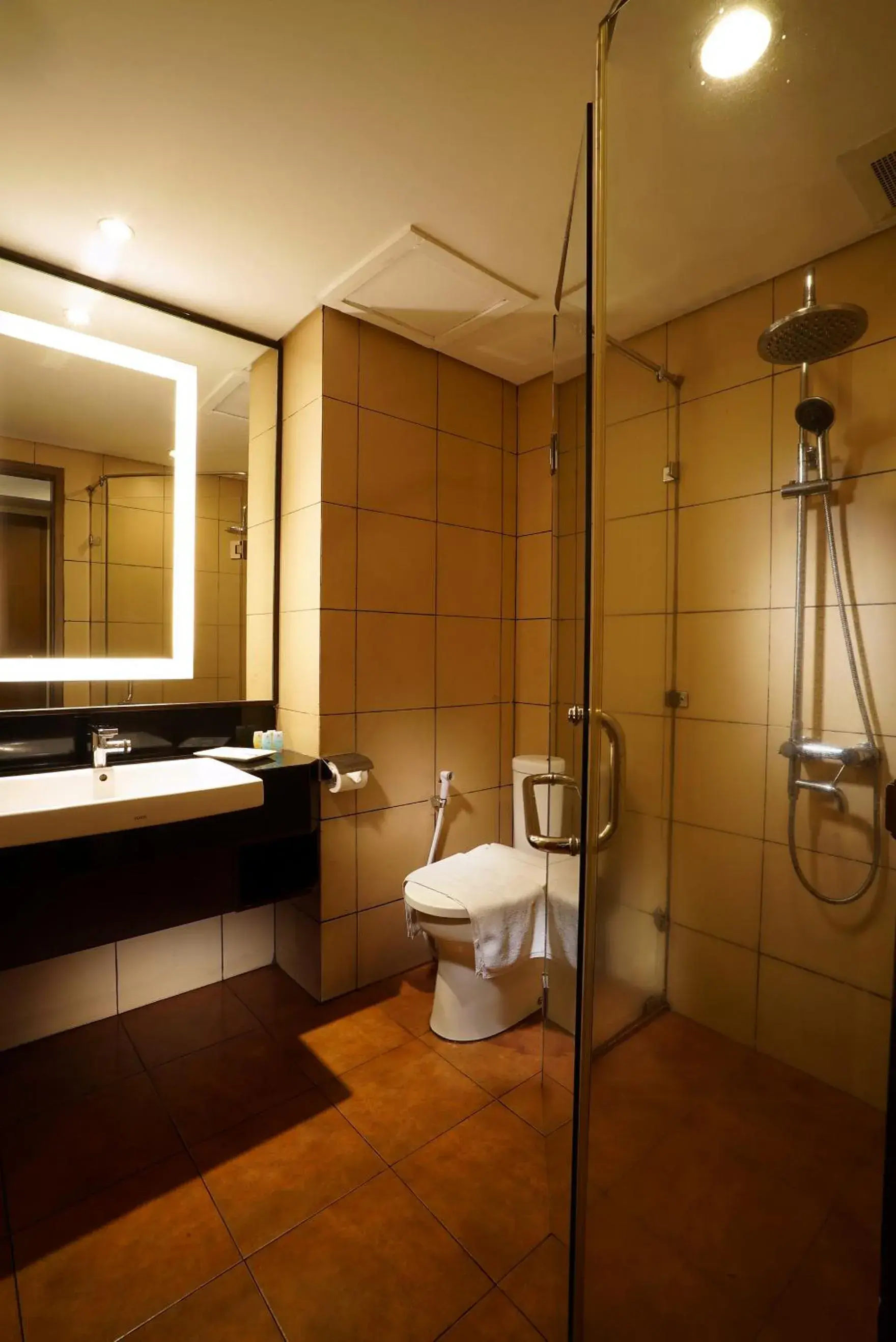 Superior Twin Room in Puncak Pass Resort Superior Twin Room in Puncak Pass Resort