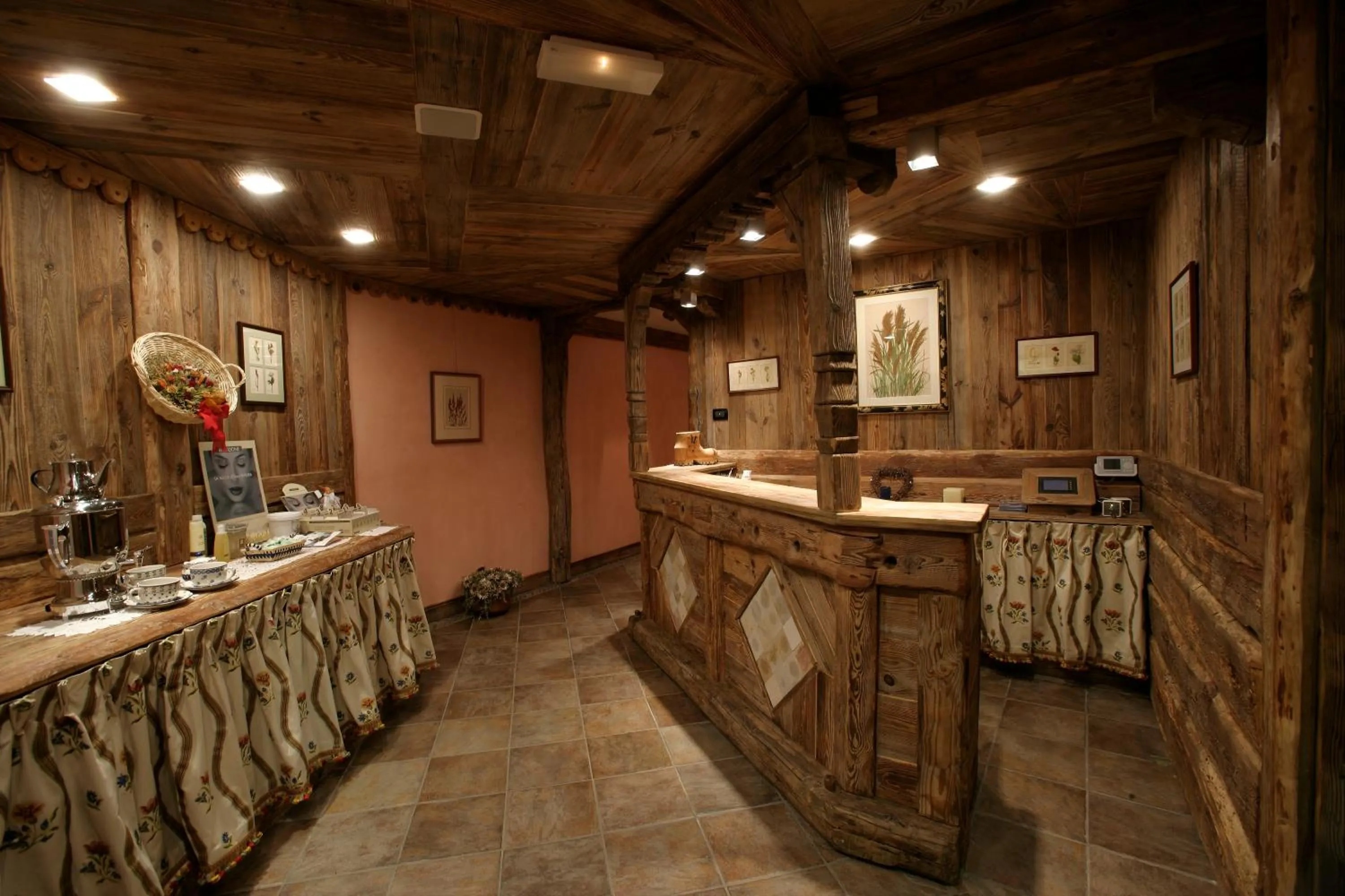 Lobby or reception in Hotel Granta Parey