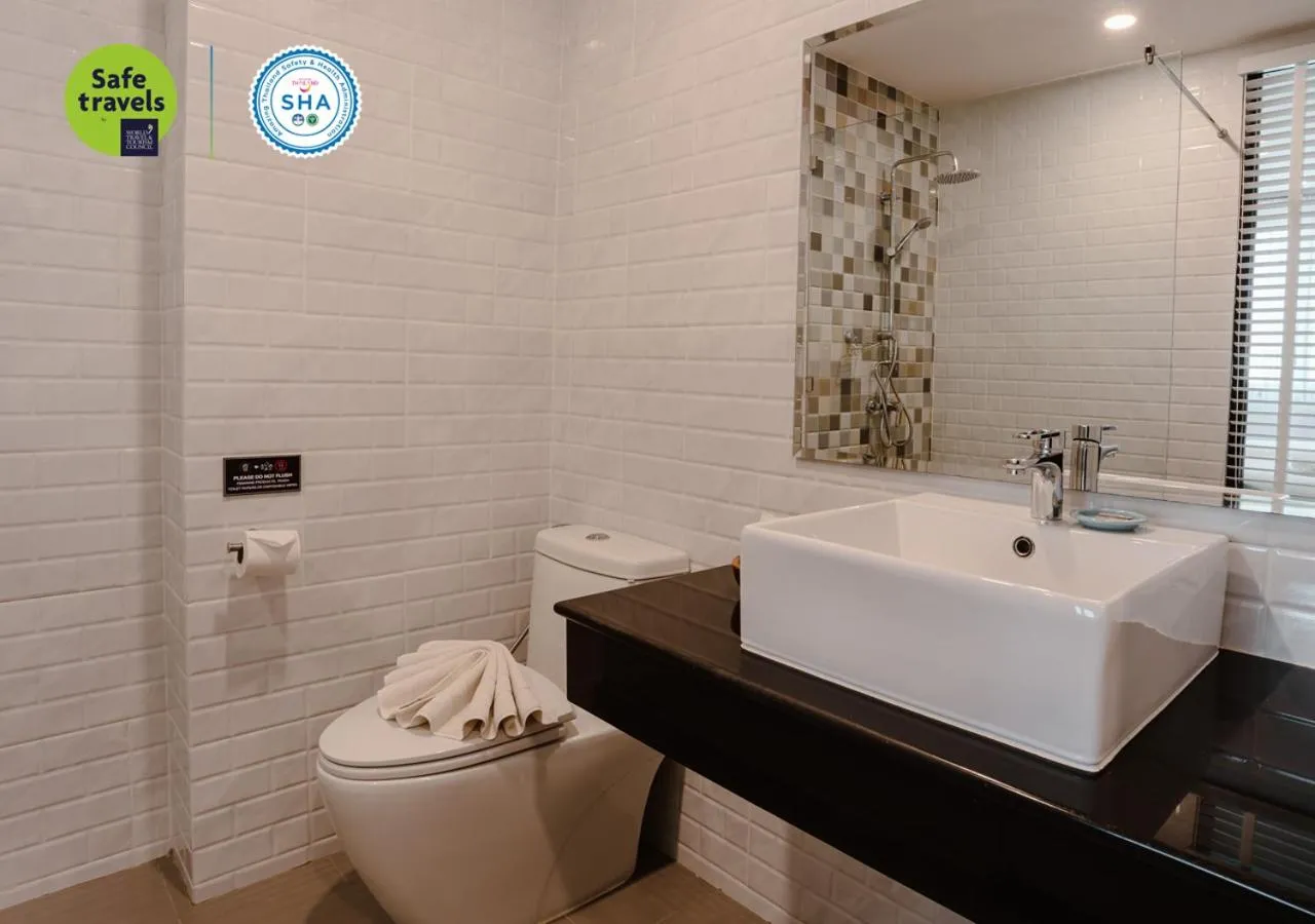 Bathroom in the echo hotel