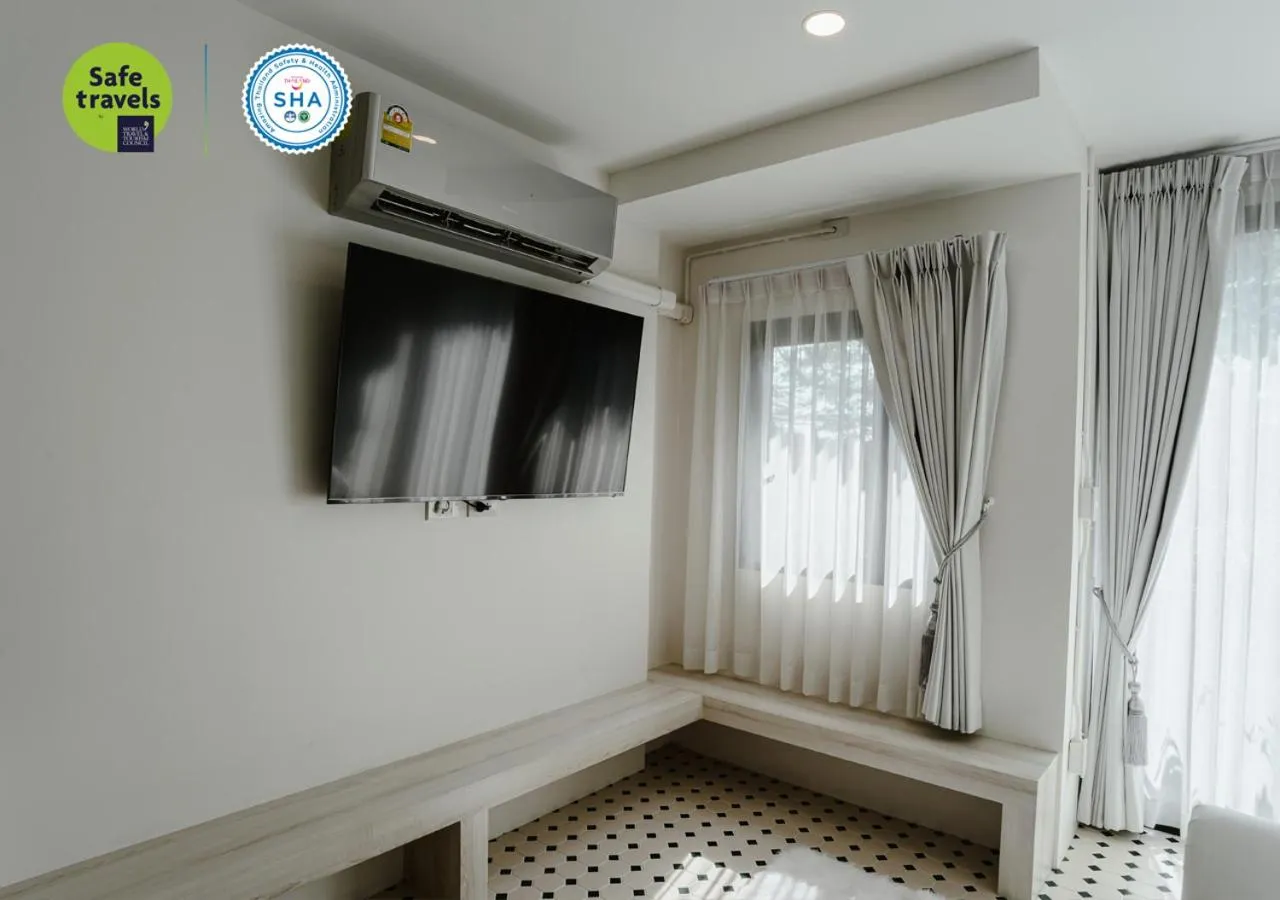 TV and multimedia in the echo hotel