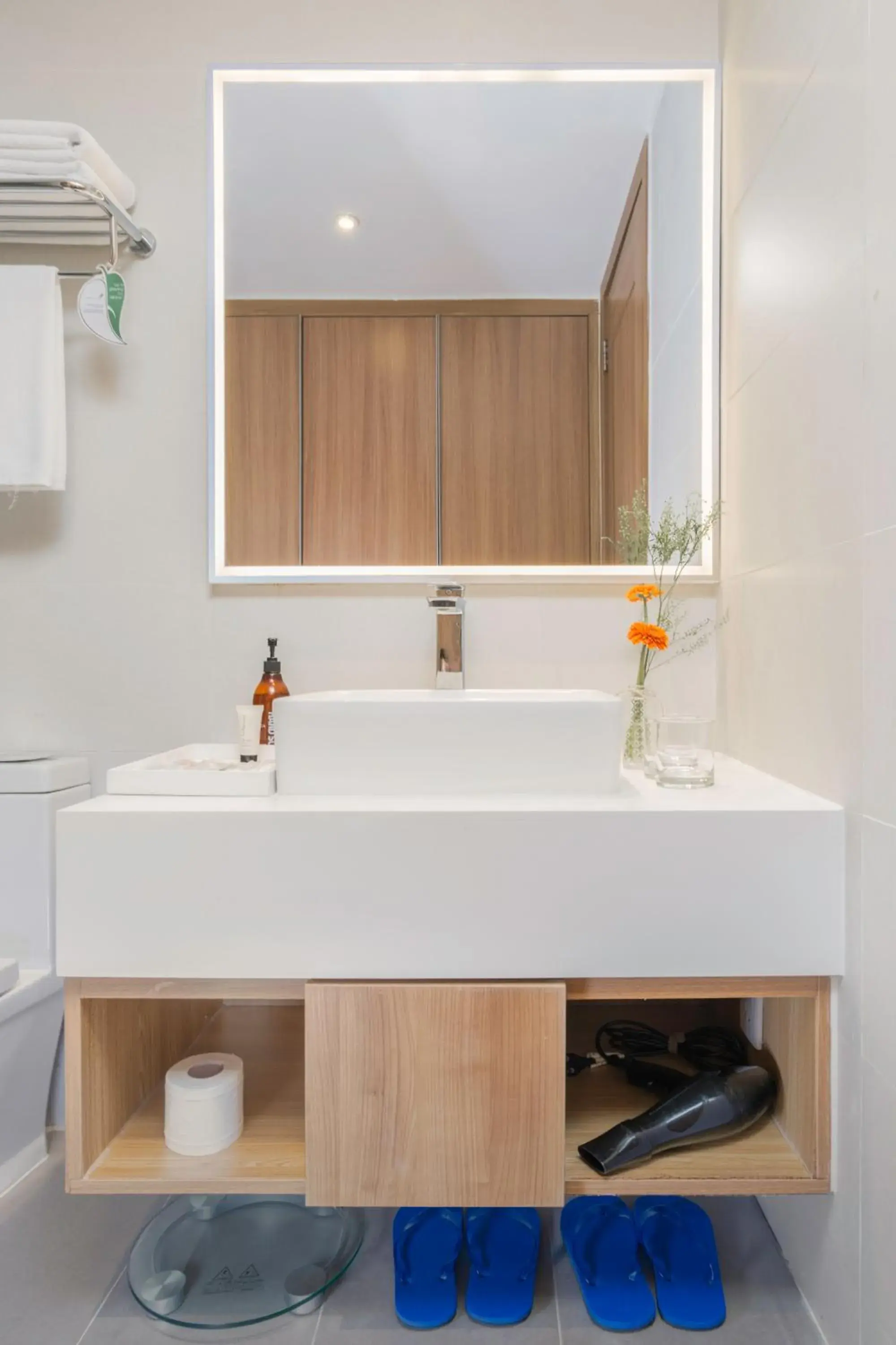 Bathroom in The Pearl Hoi An Bathroom in The Pearl Hoi An