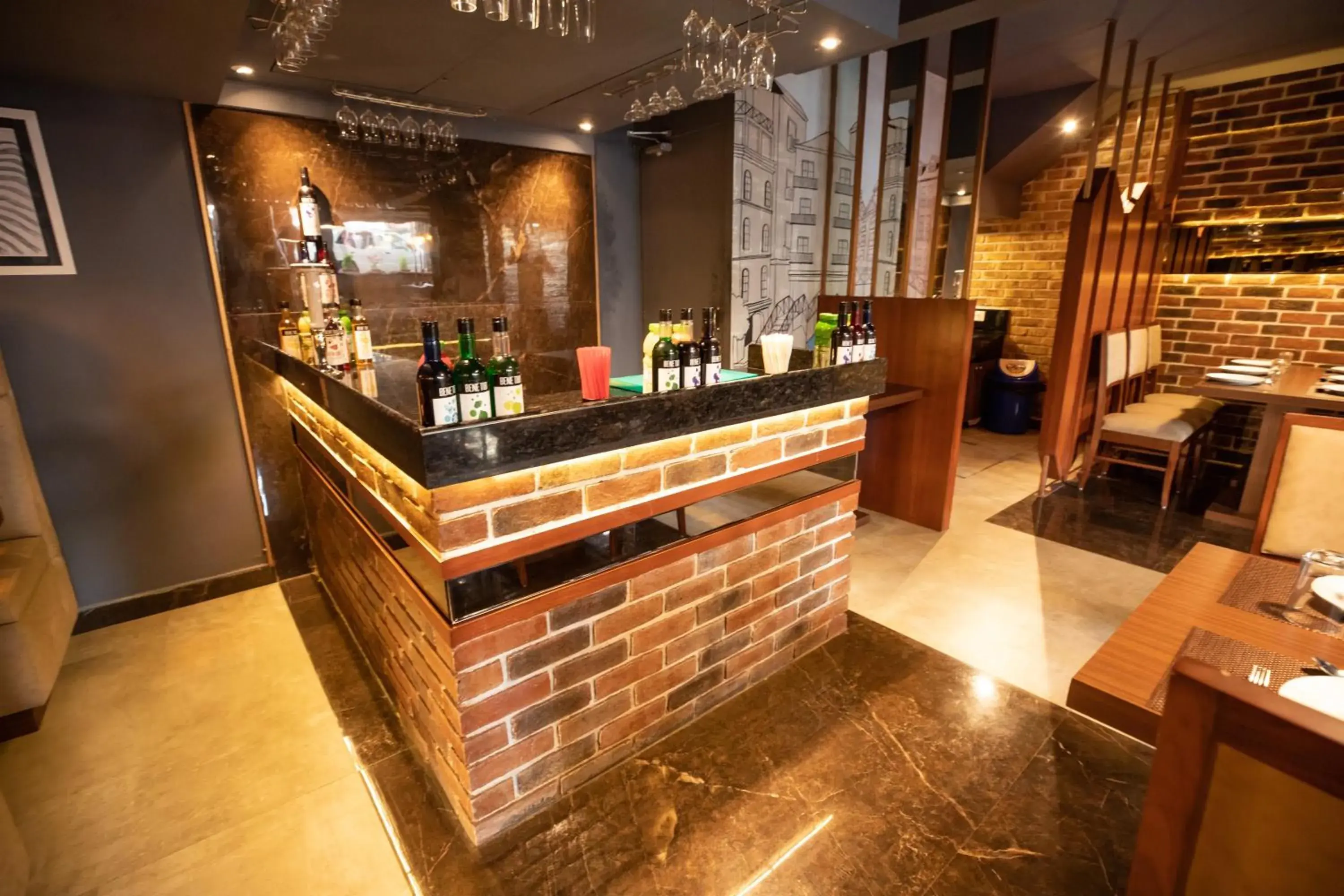 Lounge or bar in Hotel Paramos Inn Lounge or bar in Hotel Paramos Inn