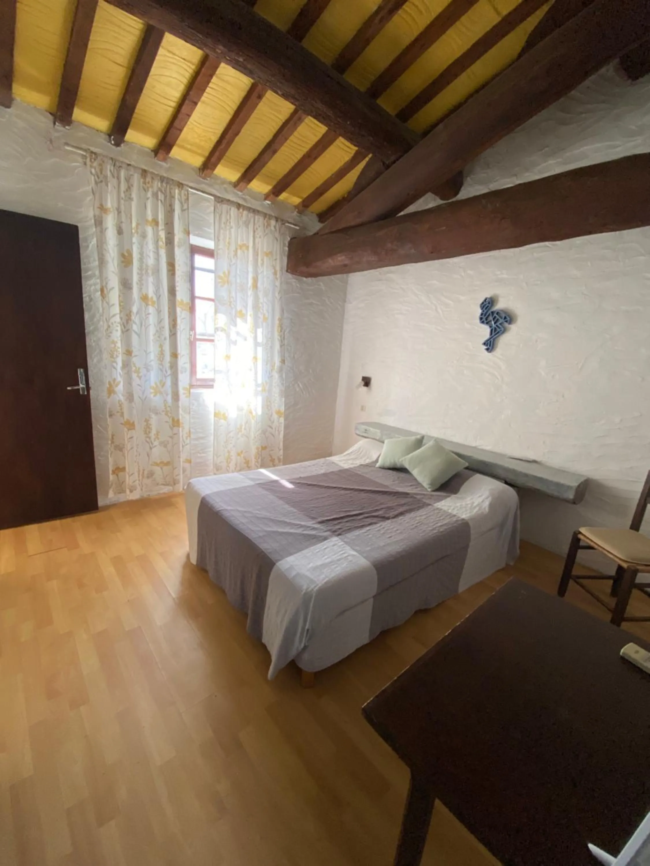 Bed in Hôtel MAS DE LAYALLE