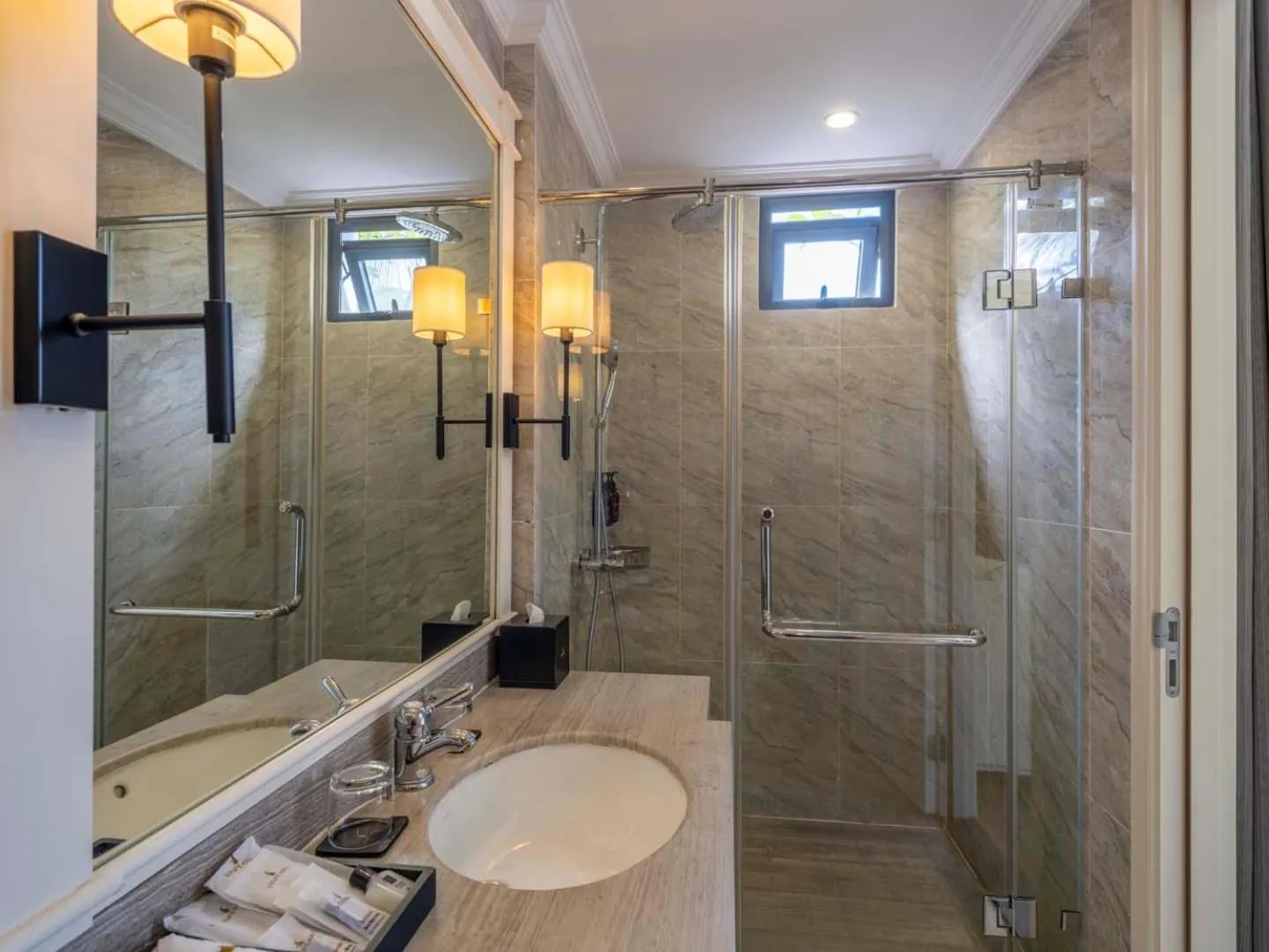 Bathroom in Vinpearl Wonderworld Phu Quoc