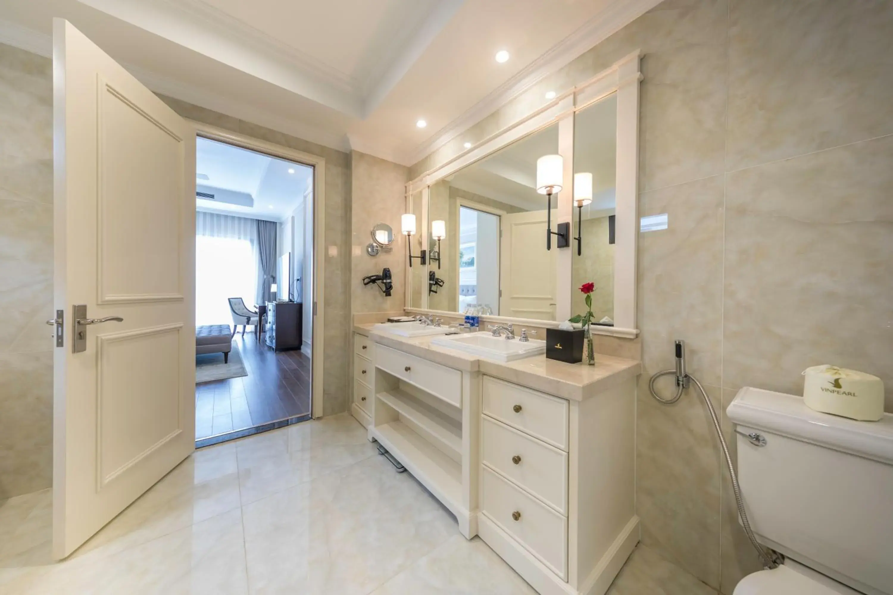 Three Bedroom Villa - Private Pool in Vinpearl Wonderworld Phu Quoc Three Bedroom Villa - Private Pool in Vinpearl Wonderworld Phu Quoc