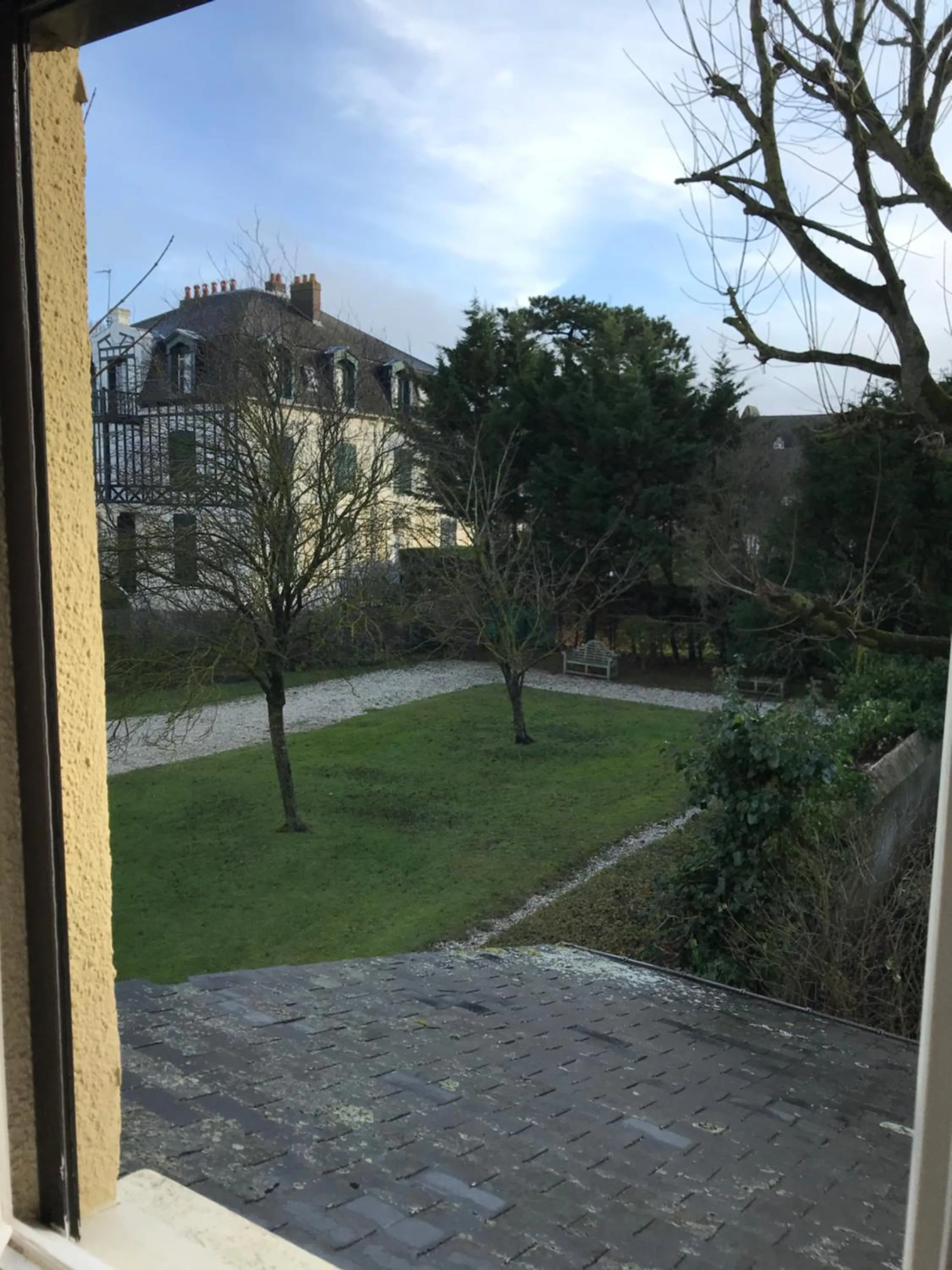 LE ROYAL (3 pièces au centre de DEAUVILLE)