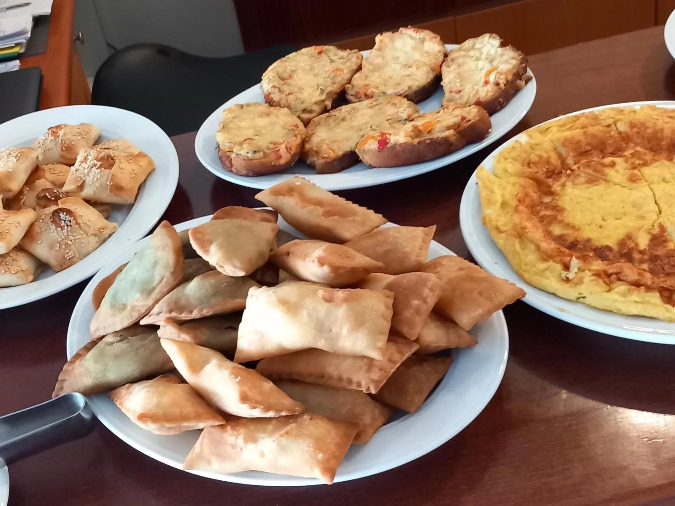 Buffet breakfast in Kanakis Blue Beach Apartments