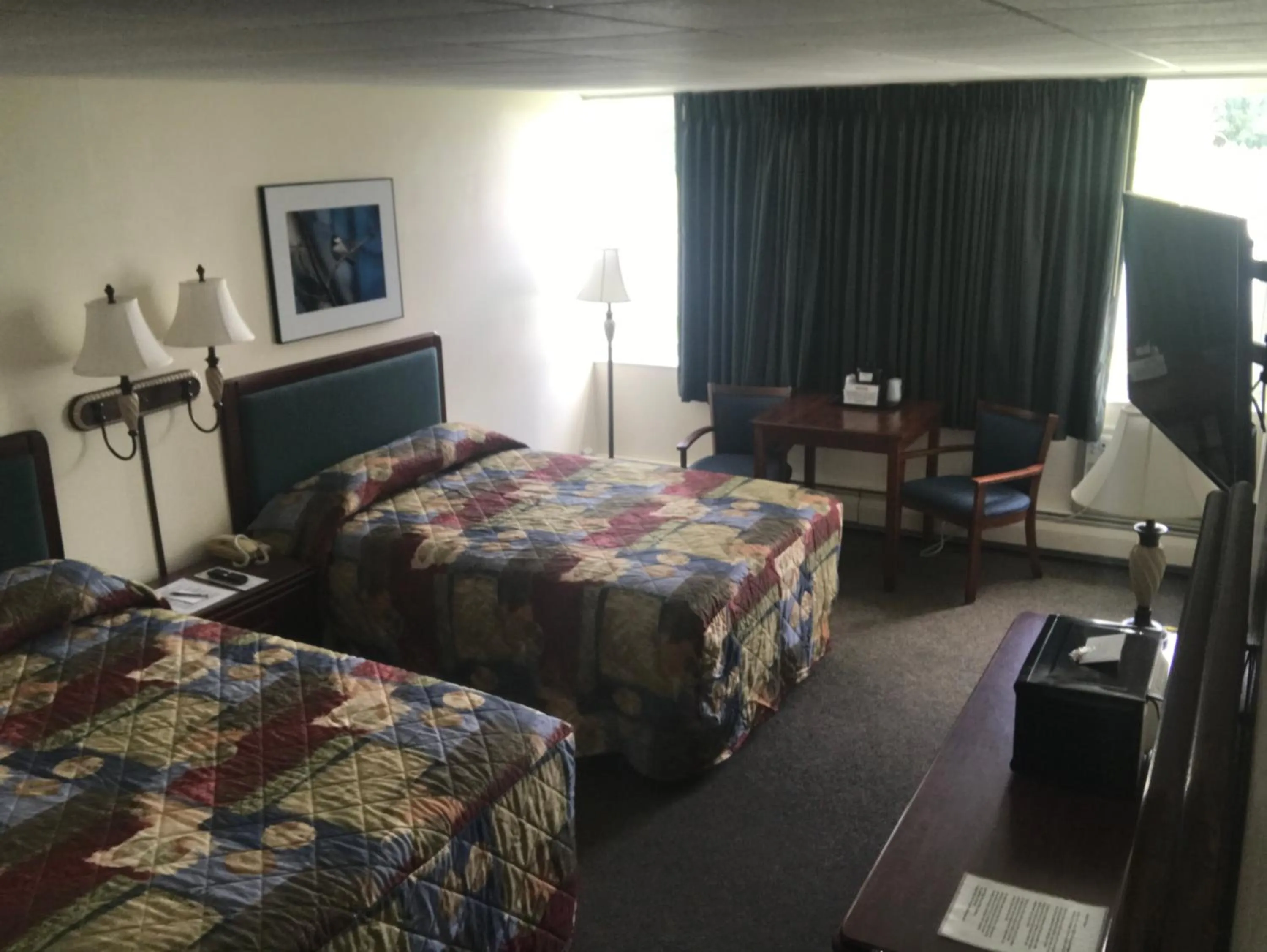 Bed in Baxter Park Inn