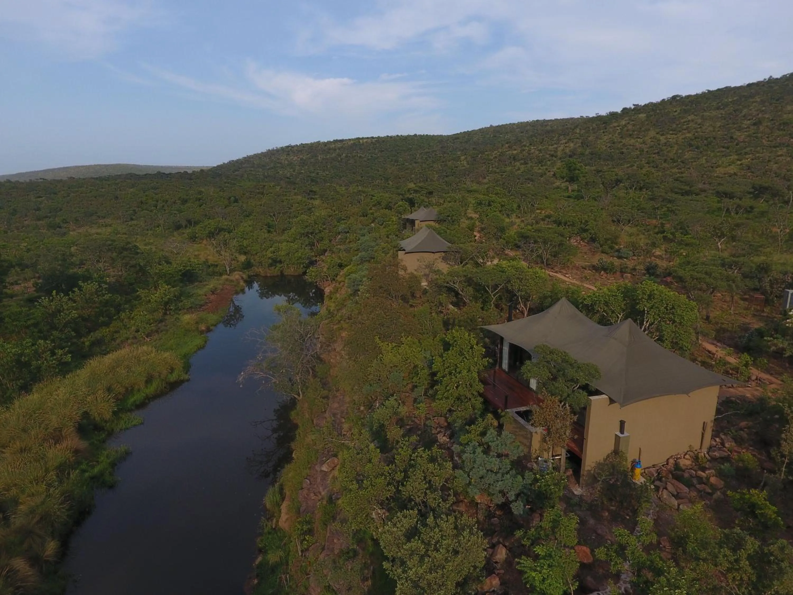 Inzalo Safari Lodge