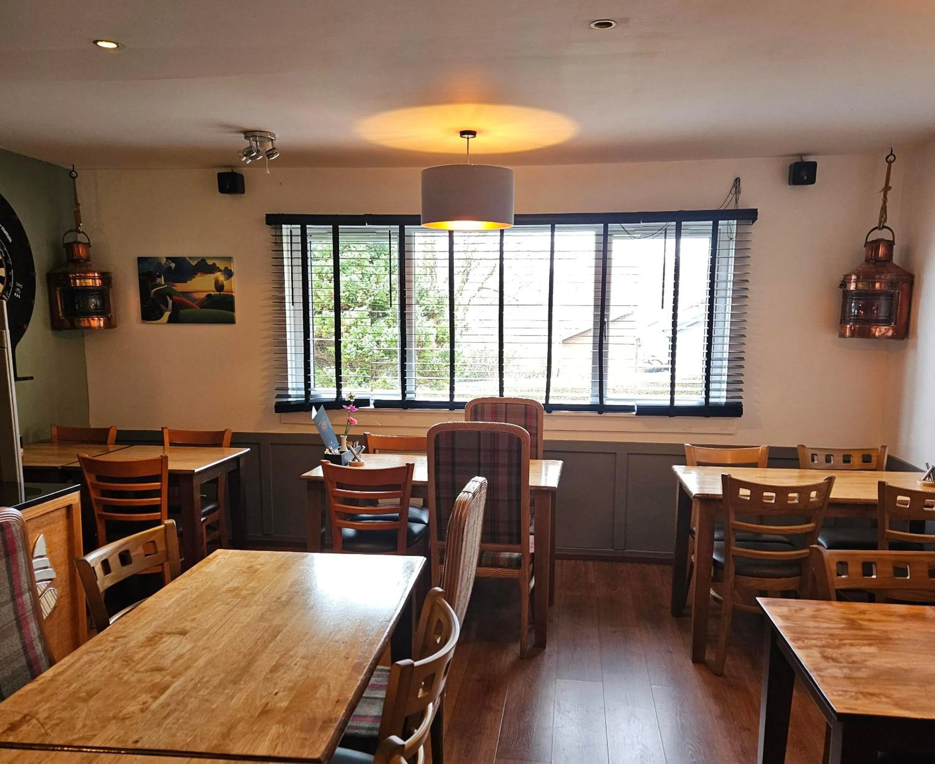 Restaurant/places to eat in Park Lodge Hotel