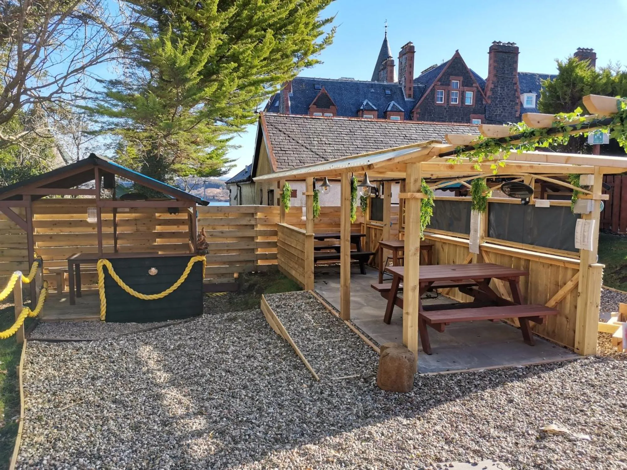 Garden in Park Lodge Hotel