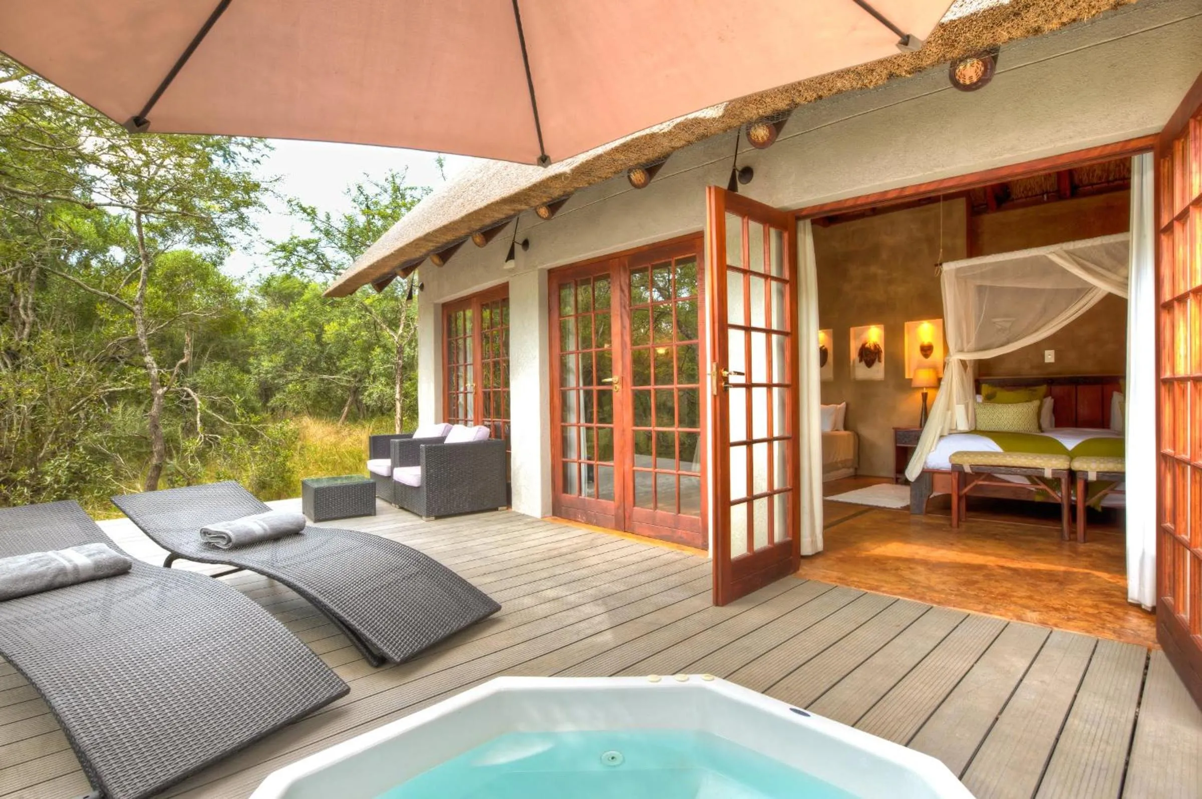 Bed in Vuyani Safari Lodge
