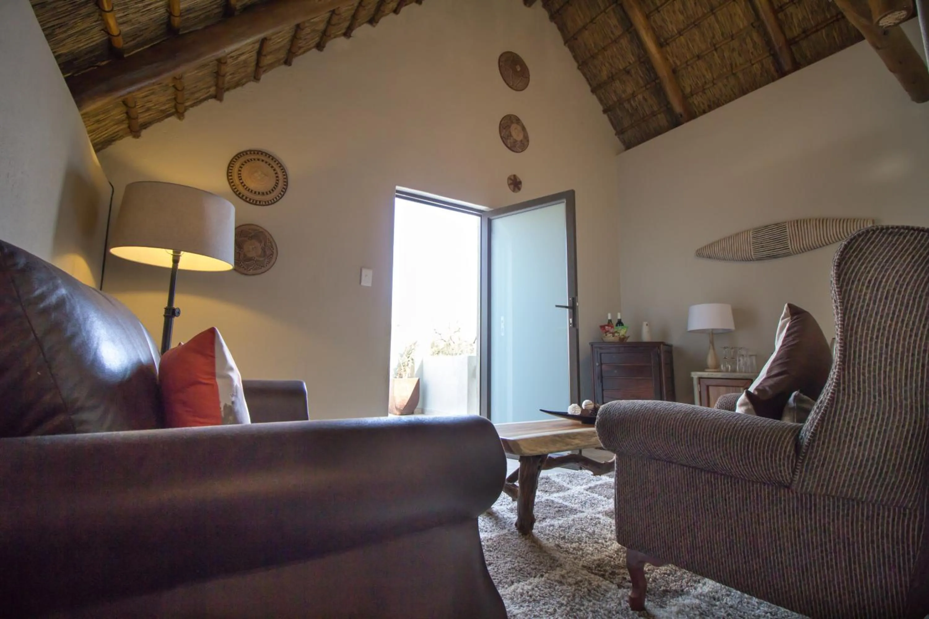 Living room in Vuyani Safari Lodge