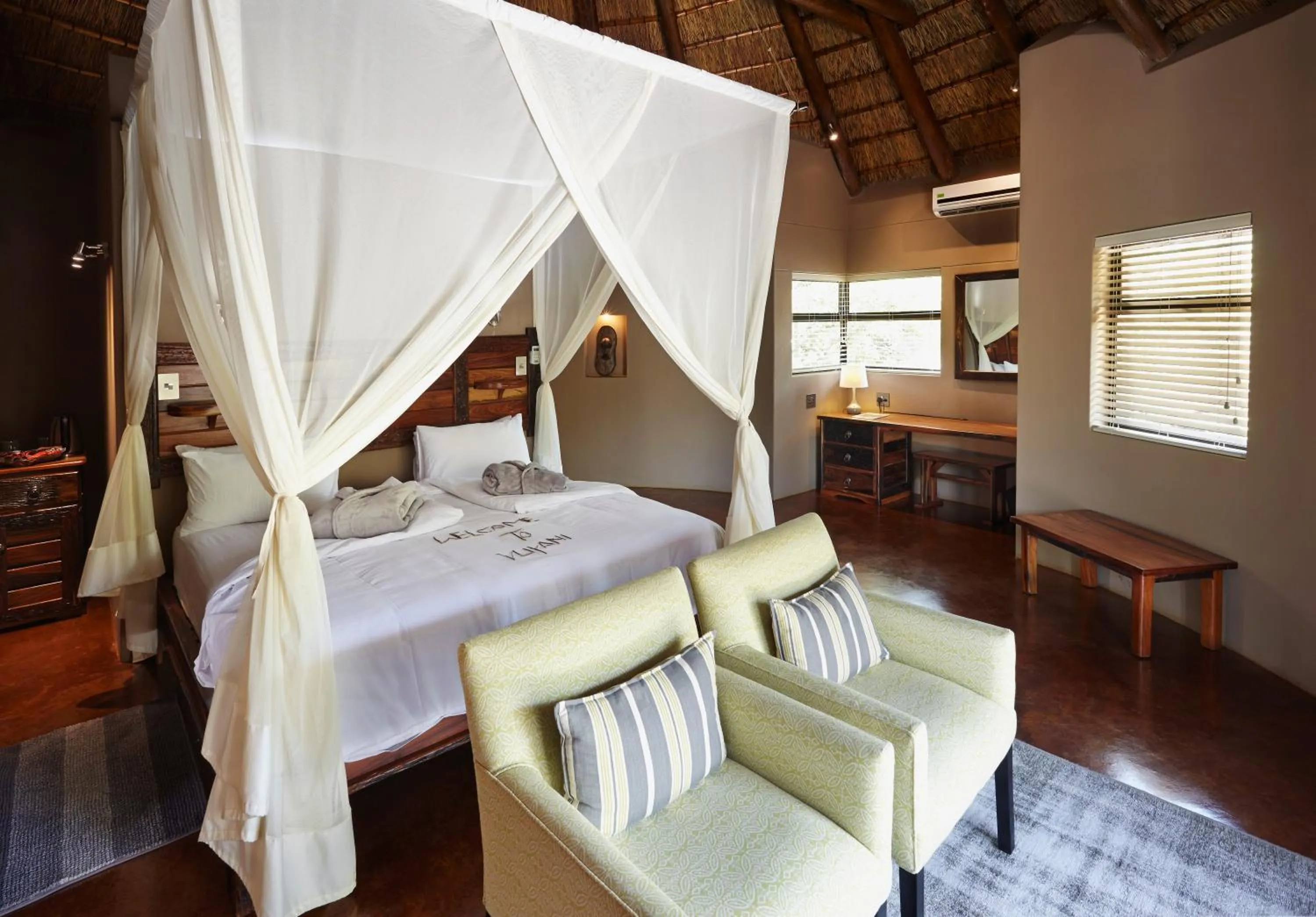 Bed in Vuyani Safari Lodge