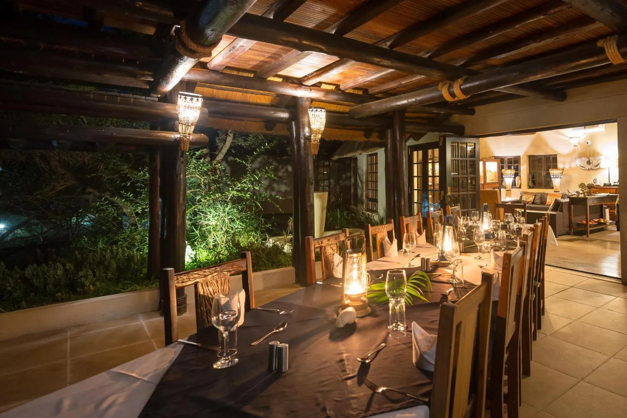 Restaurant/places to eat in Vuyani Safari Lodge