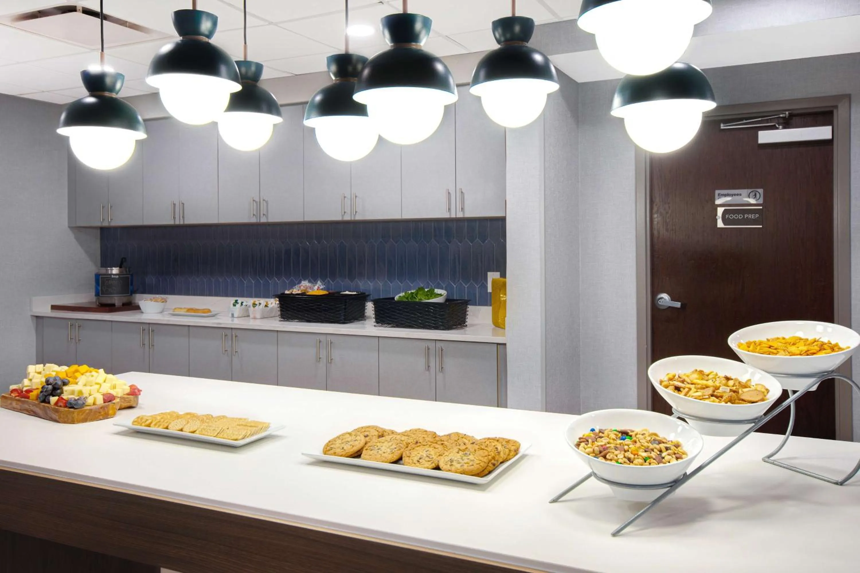 Dining area in Homewood Suites by Hilton Lexington-Hamburg