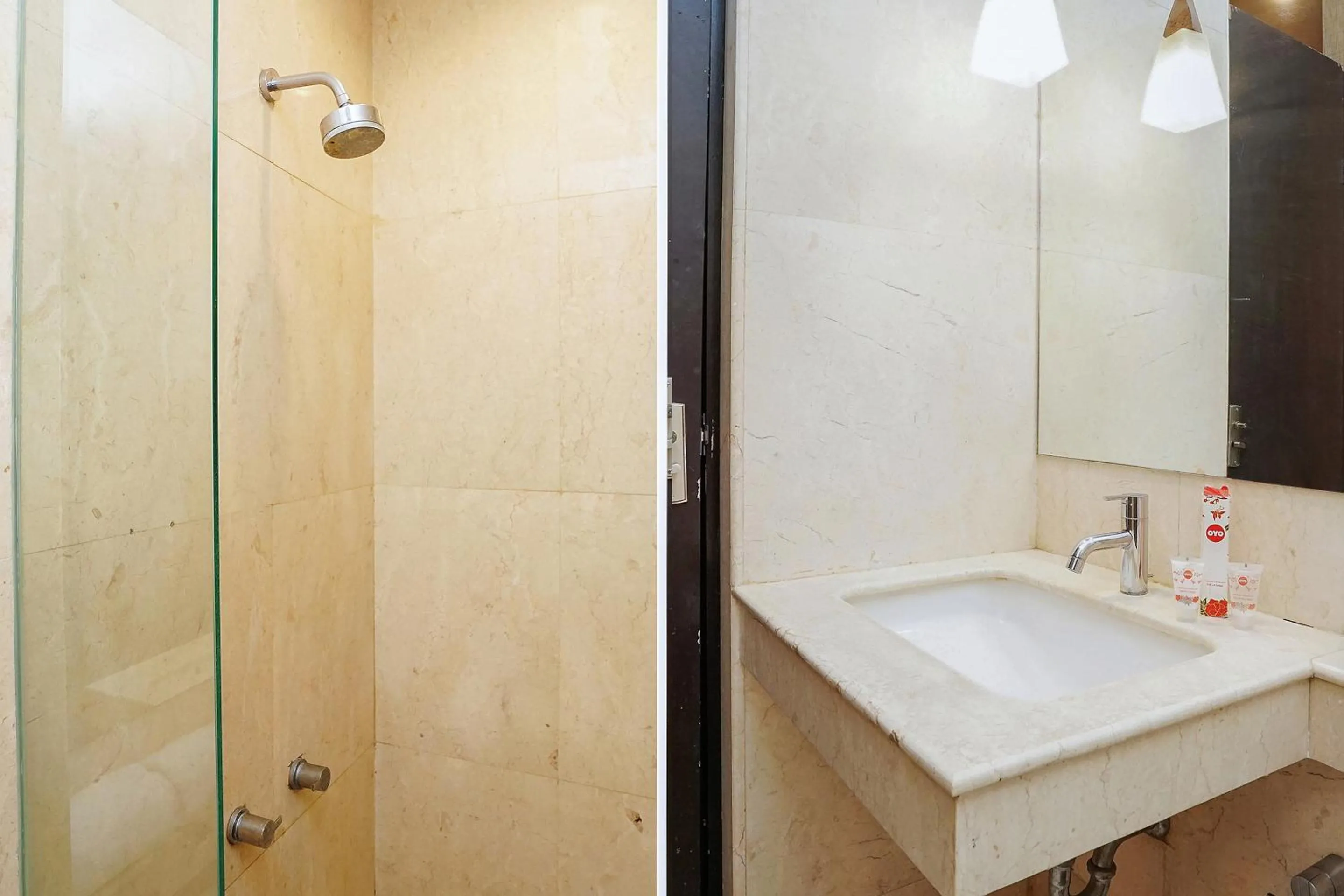 Bathroom in Istana Permata Ngagel