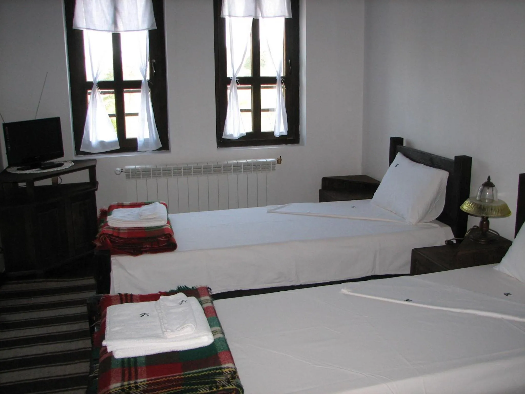 Decorative detail, Bed in Family Hotel Kalifer