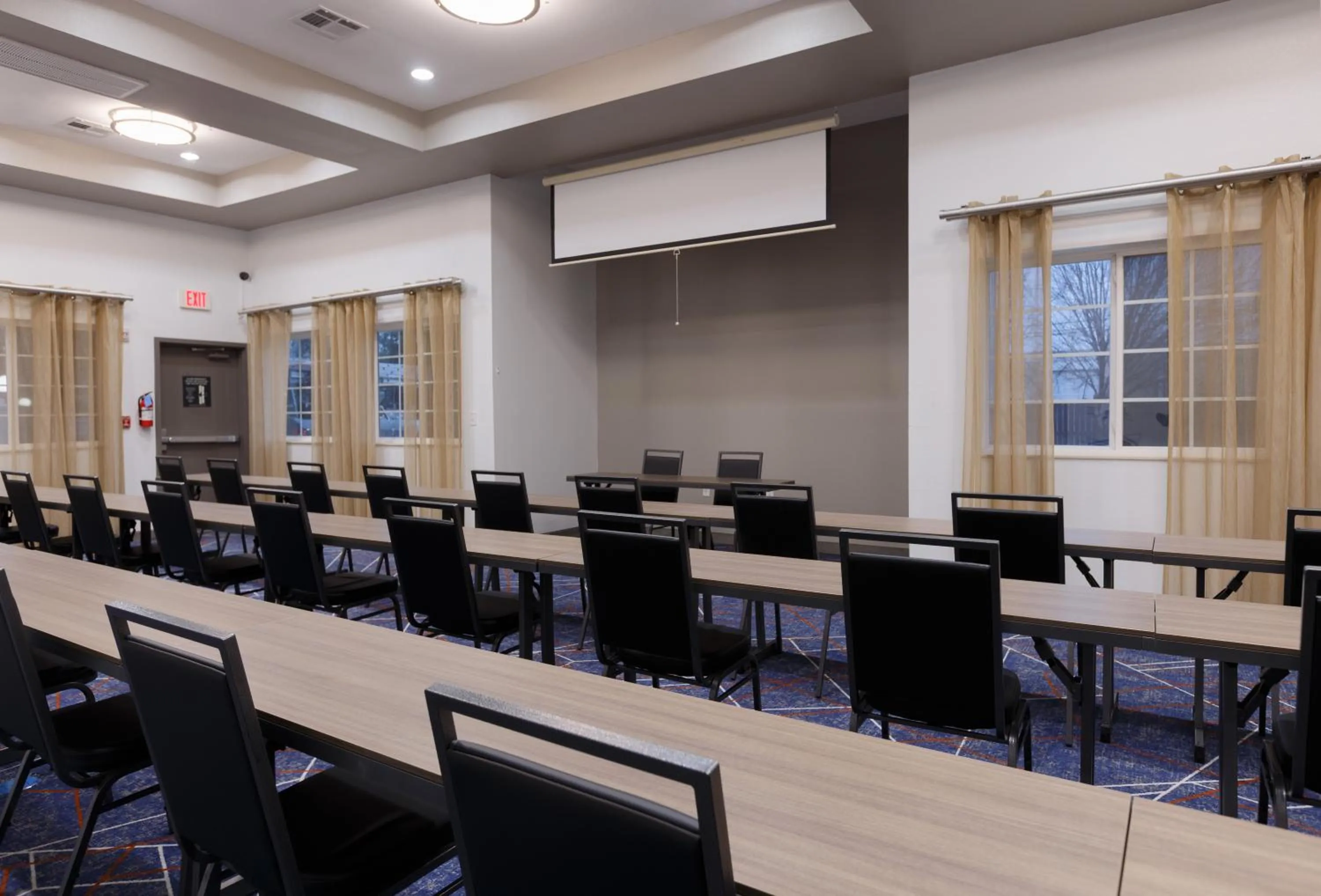 Meeting/conference room in Candlewood Suites San Marcos by IHG