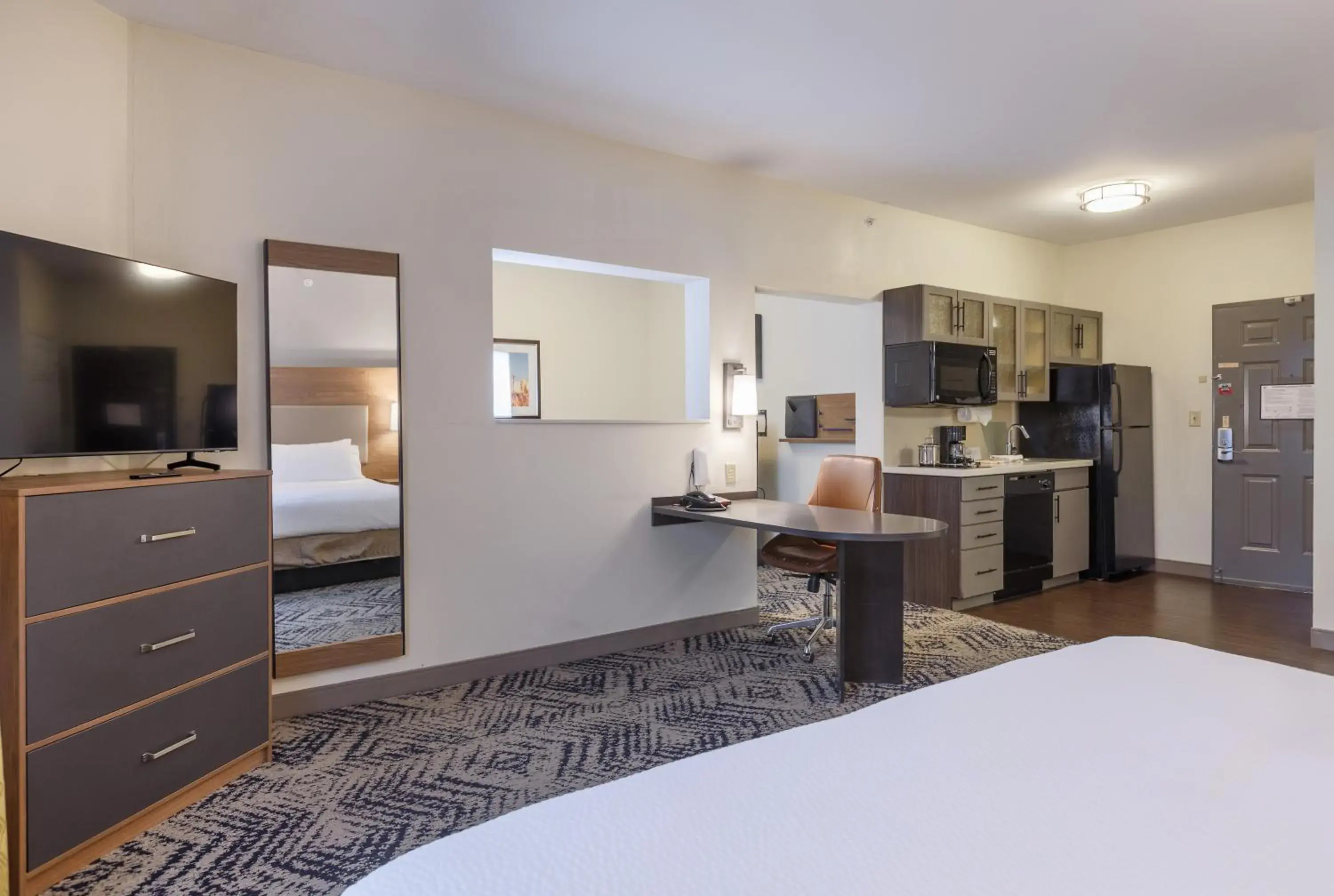 Bed in Candlewood Suites San Marcos by IHG Bed in Candlewood Suites San Marcos by IHG