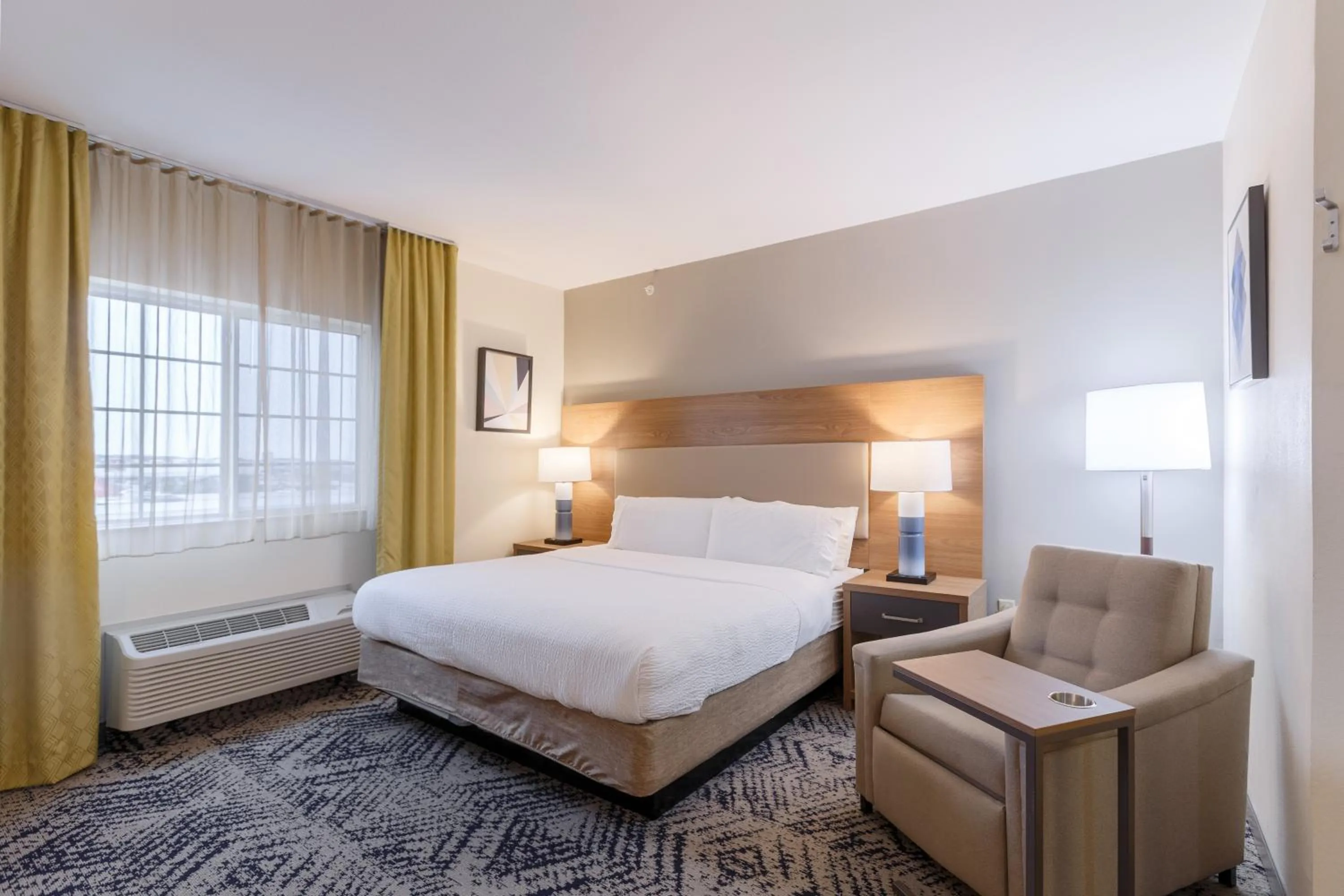 Bed in Candlewood Suites San Marcos by IHG