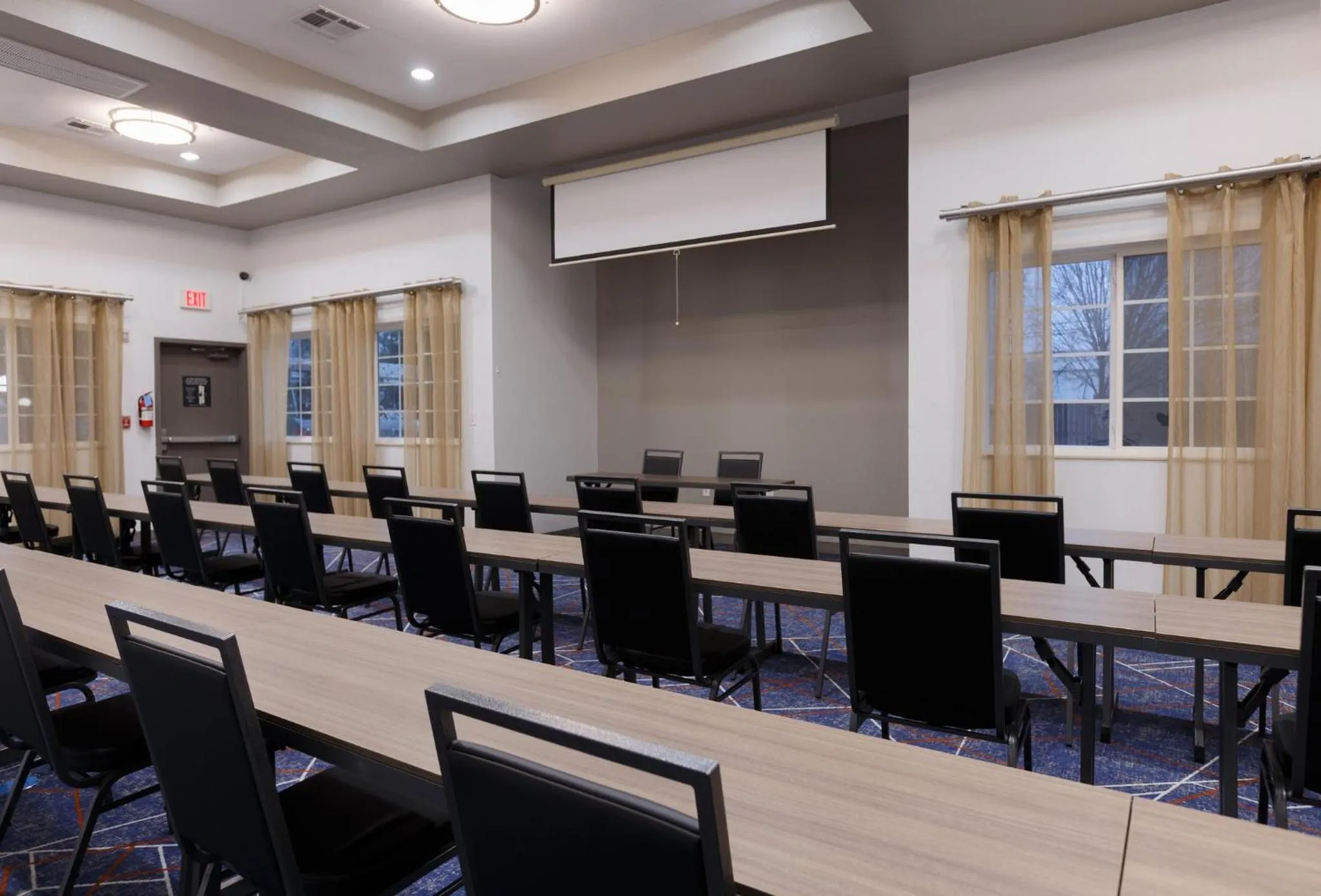 Meeting/conference room in Candlewood Suites San Marcos by IHG