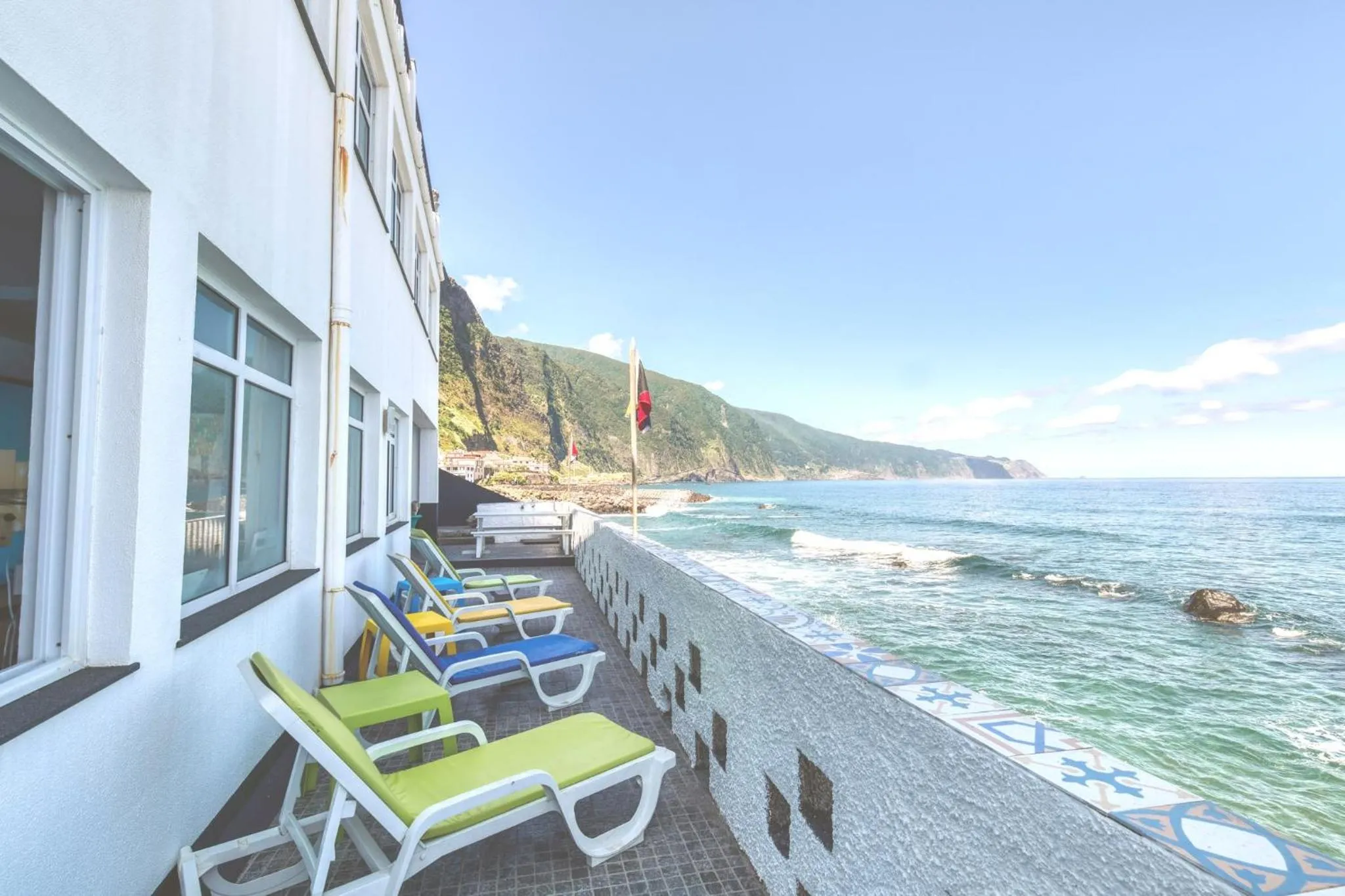 The Waves Hostel by Amazing Madeira