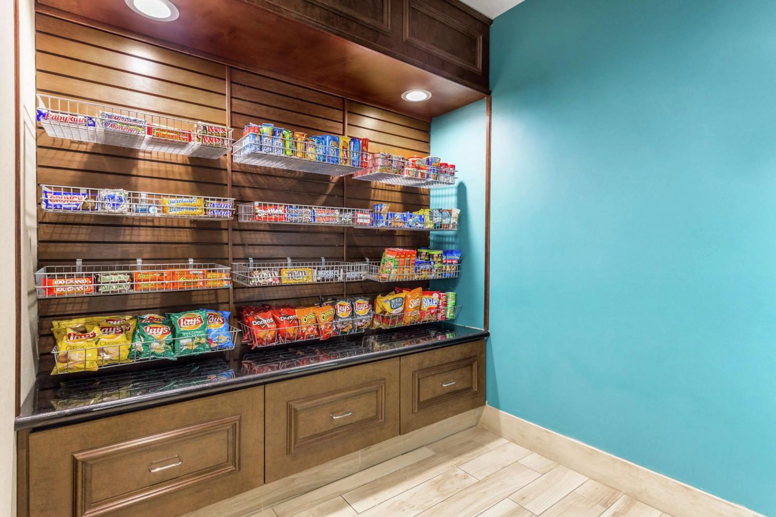 Restaurant/places to eat in Hilton Garden Inn Gainesville