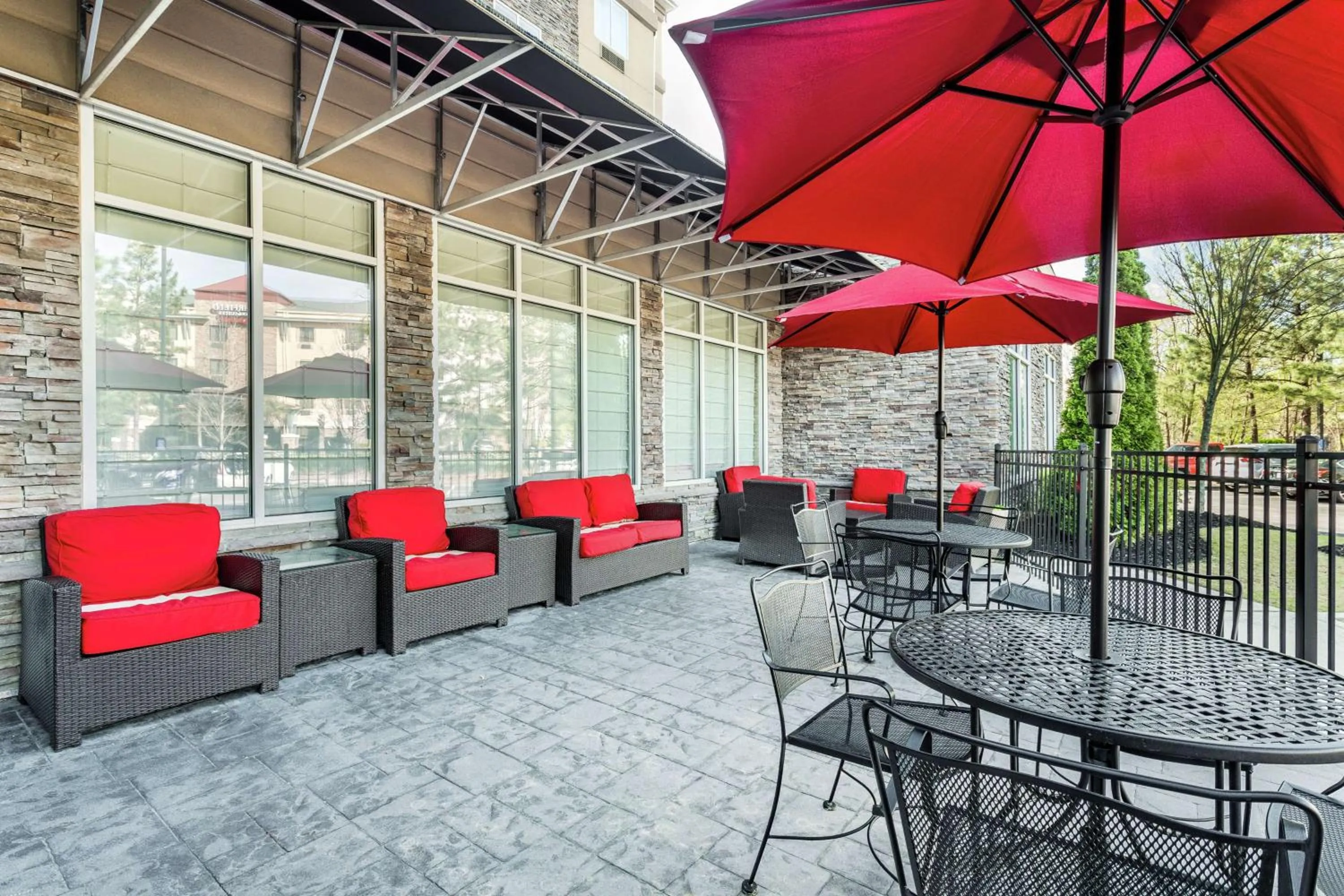 Patio in Hilton Garden Inn Gainesville
