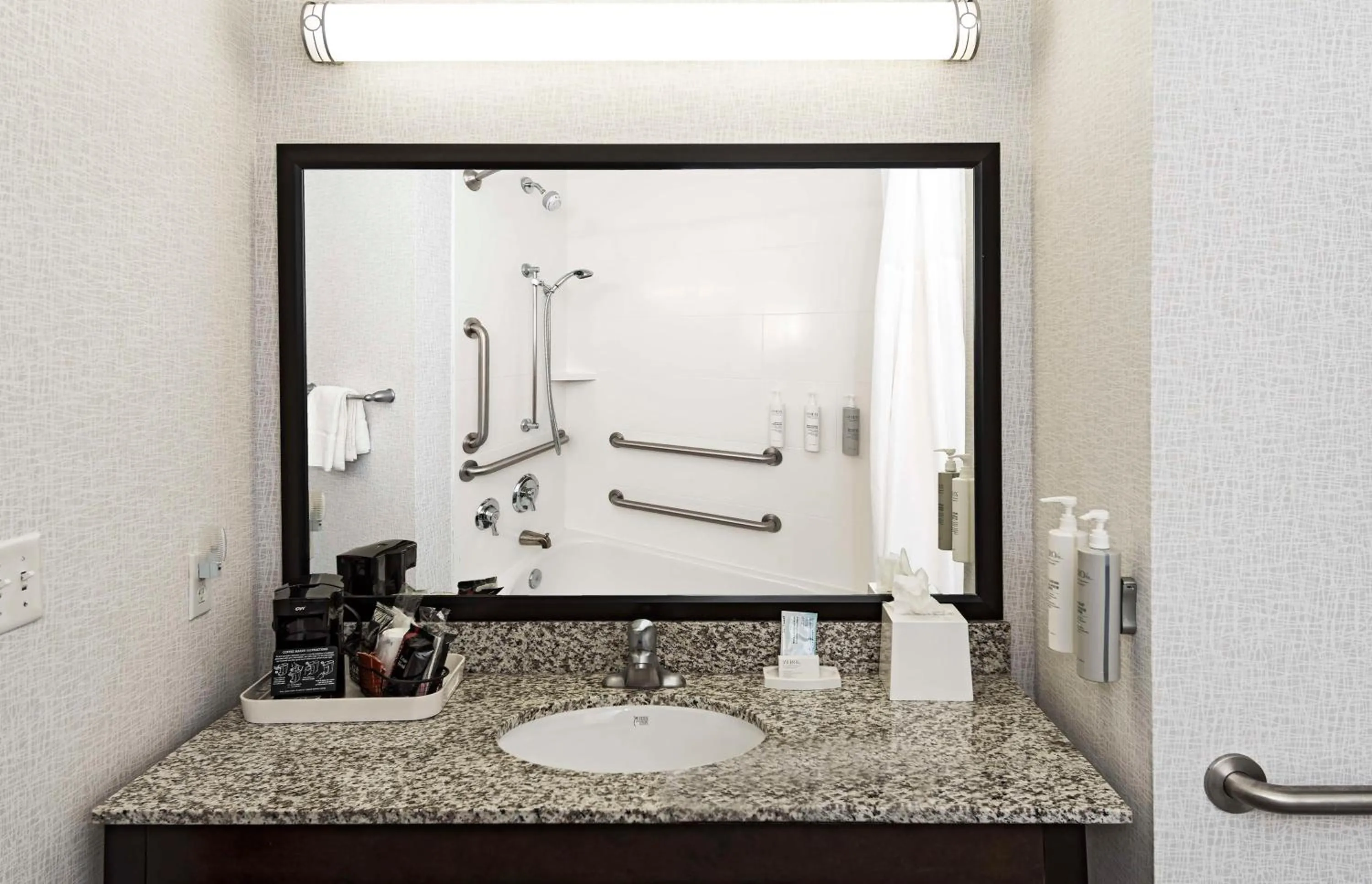 Bathroom in Hampton Inn & Suites - Raleigh Downtown