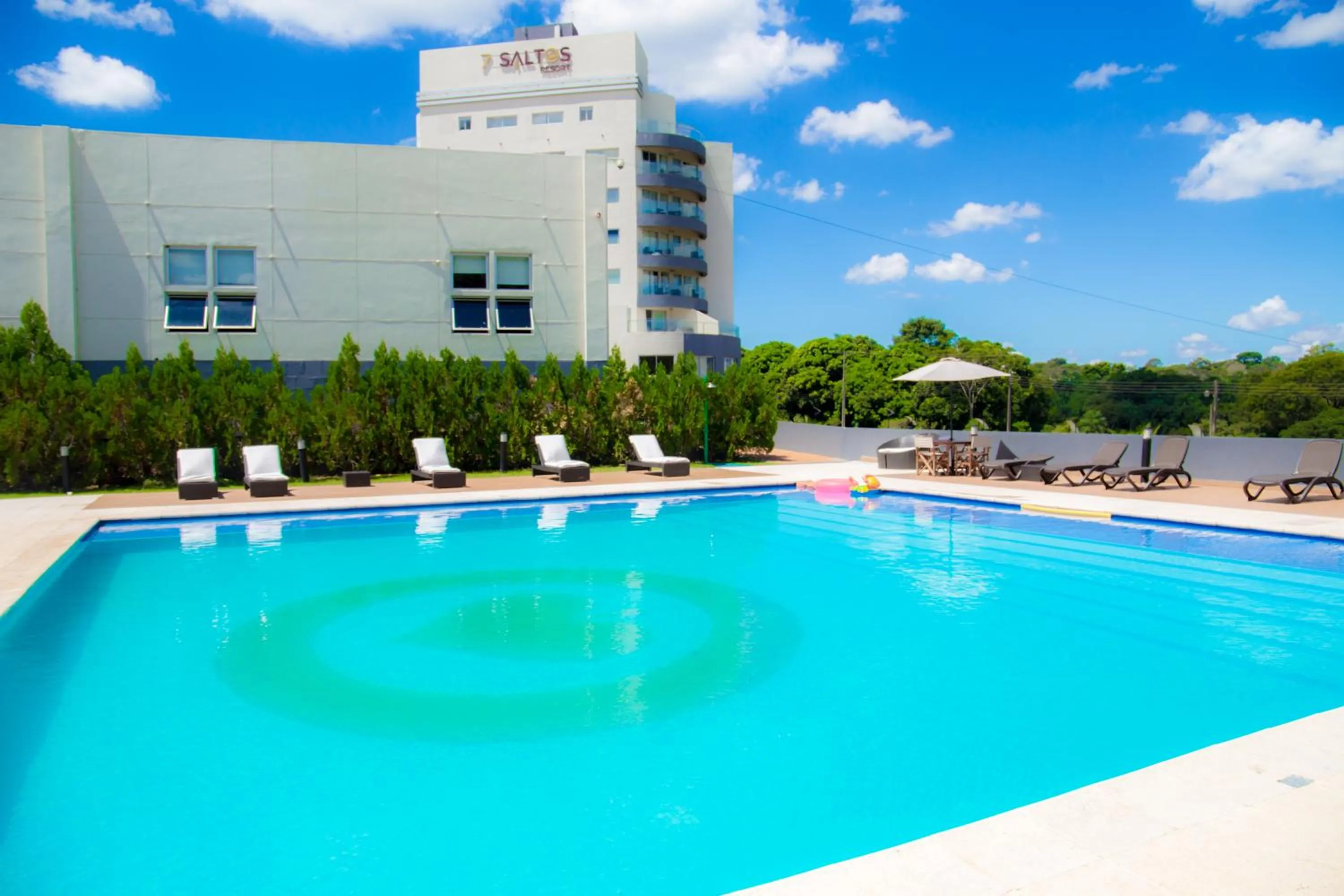Swimming pool in 7 Saltos Resort