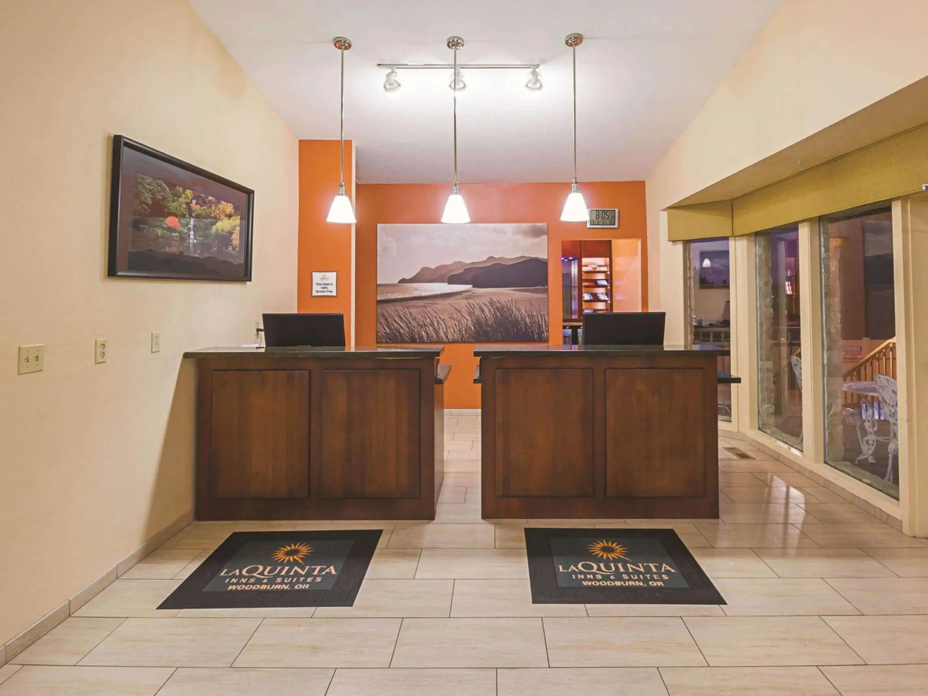 Lobby or reception in La Quinta by Wyndham Woodburn Lobby or reception in La Quinta by Wyndham Woodburn