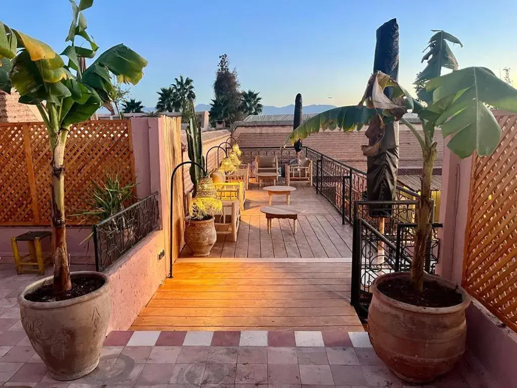 Riad Ecila Riad Ecila