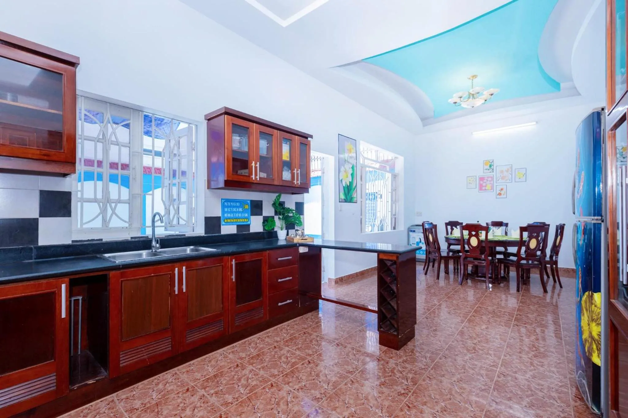 Villa Hồ Bơi Karaoke - Bida - Sân Vườn - Gần Biển Thùy Vân
