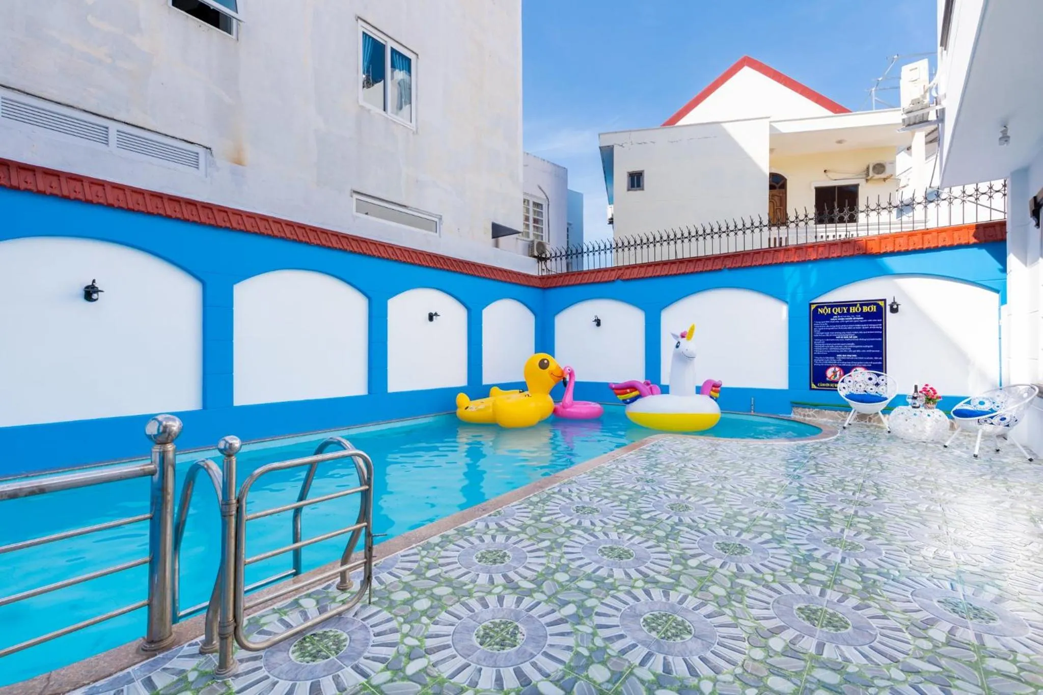 Villa Hồ Bơi Karaoke - Bida - Sân Vườn - Gần Biển Thùy Vân