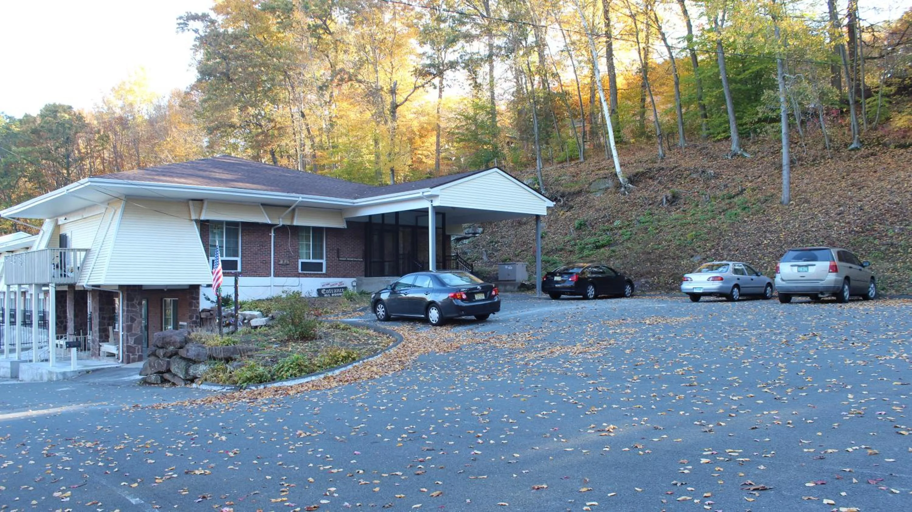 Facade/entrance in Passport Inn and Suites - Middletown