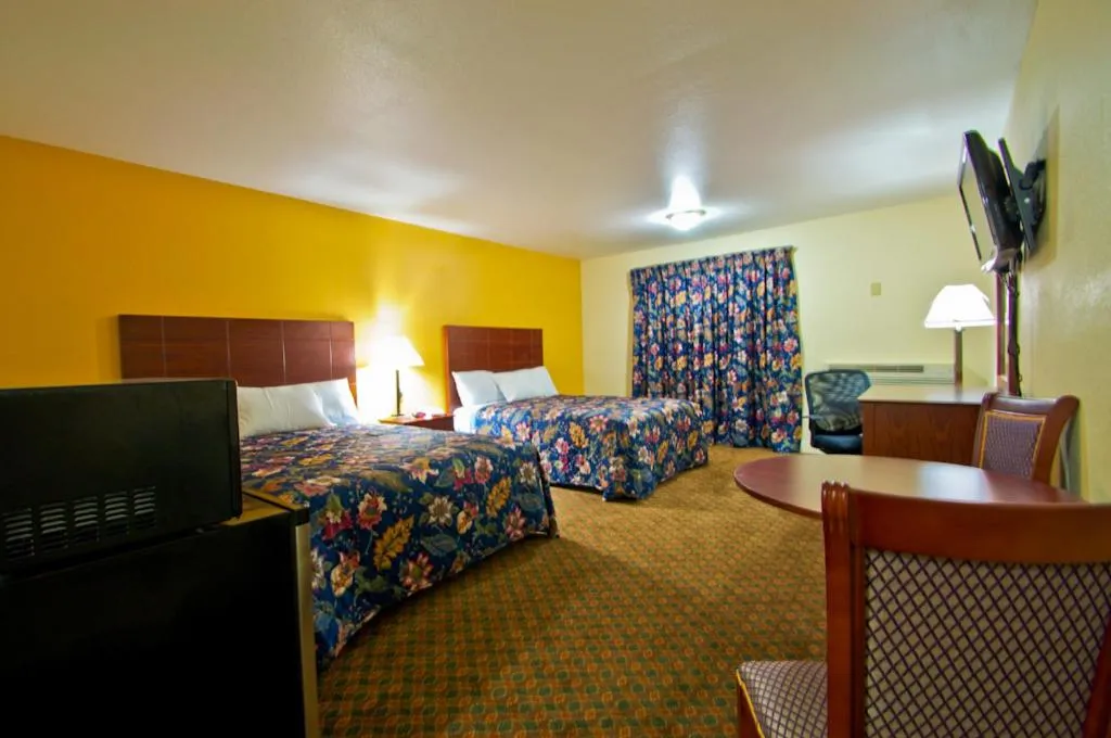 Photo of the whole room, Bed in Passport Inn and Suites - Middletown