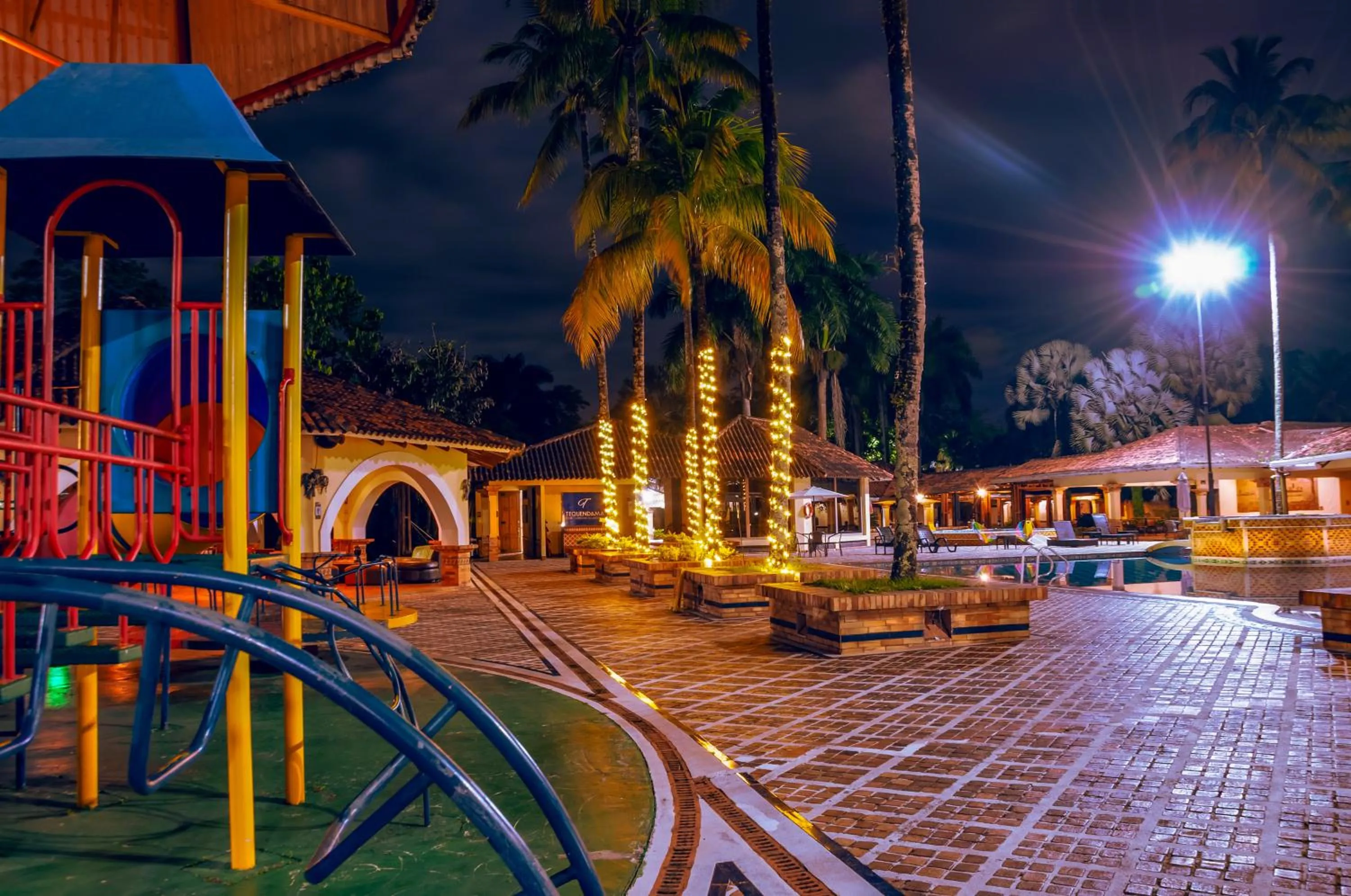 Night in Tequendama Hotel Campestre Villavicencio