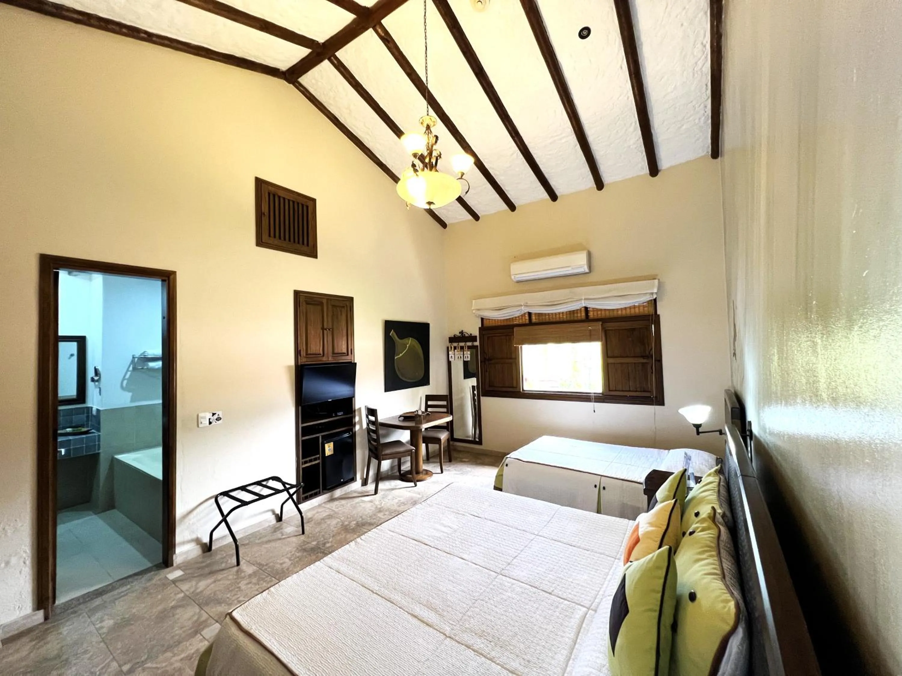 Photo of the whole room, Bed in Tequendama Hotel Campestre Villavicencio