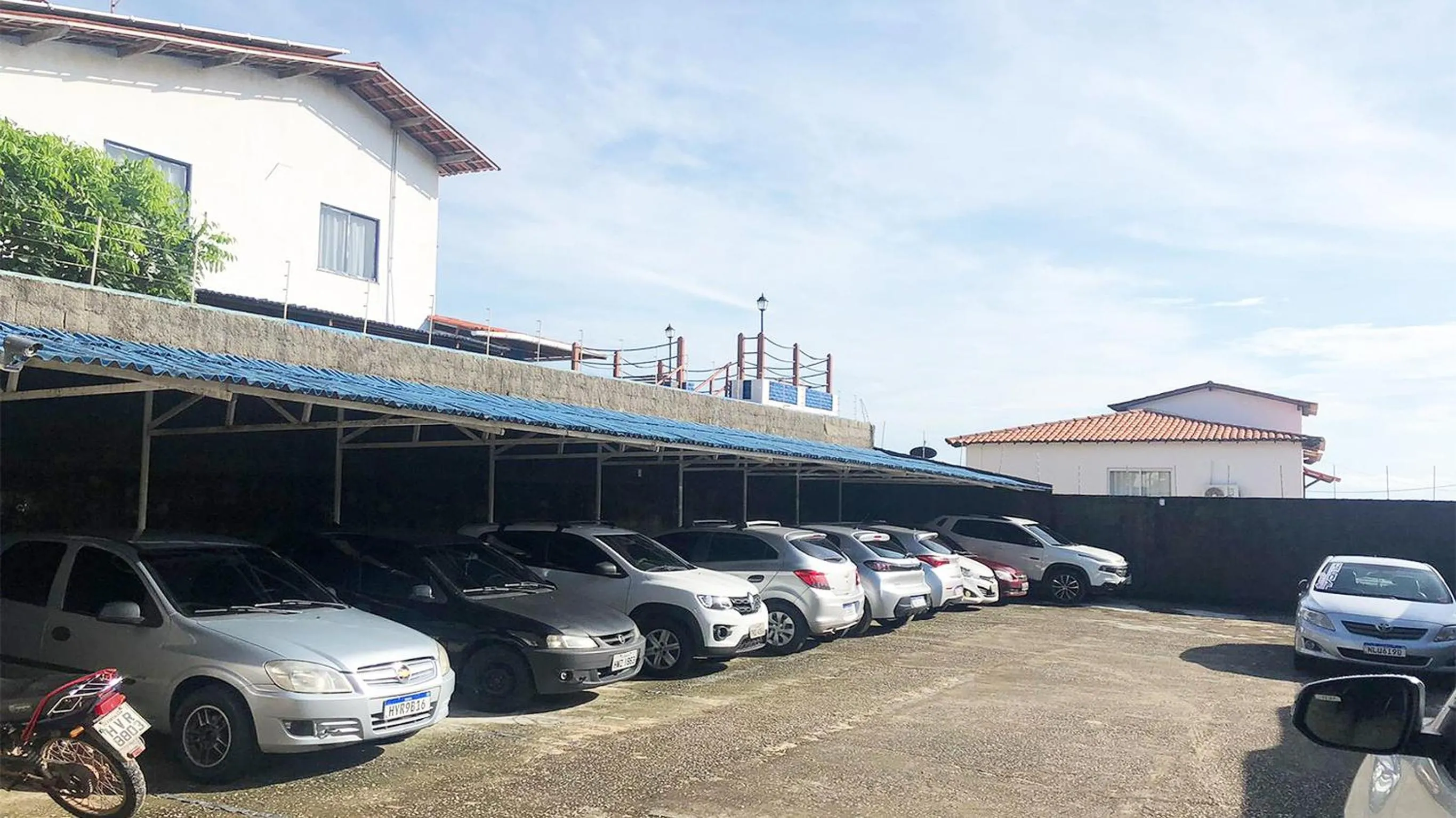 Parking in Pousada do Sol