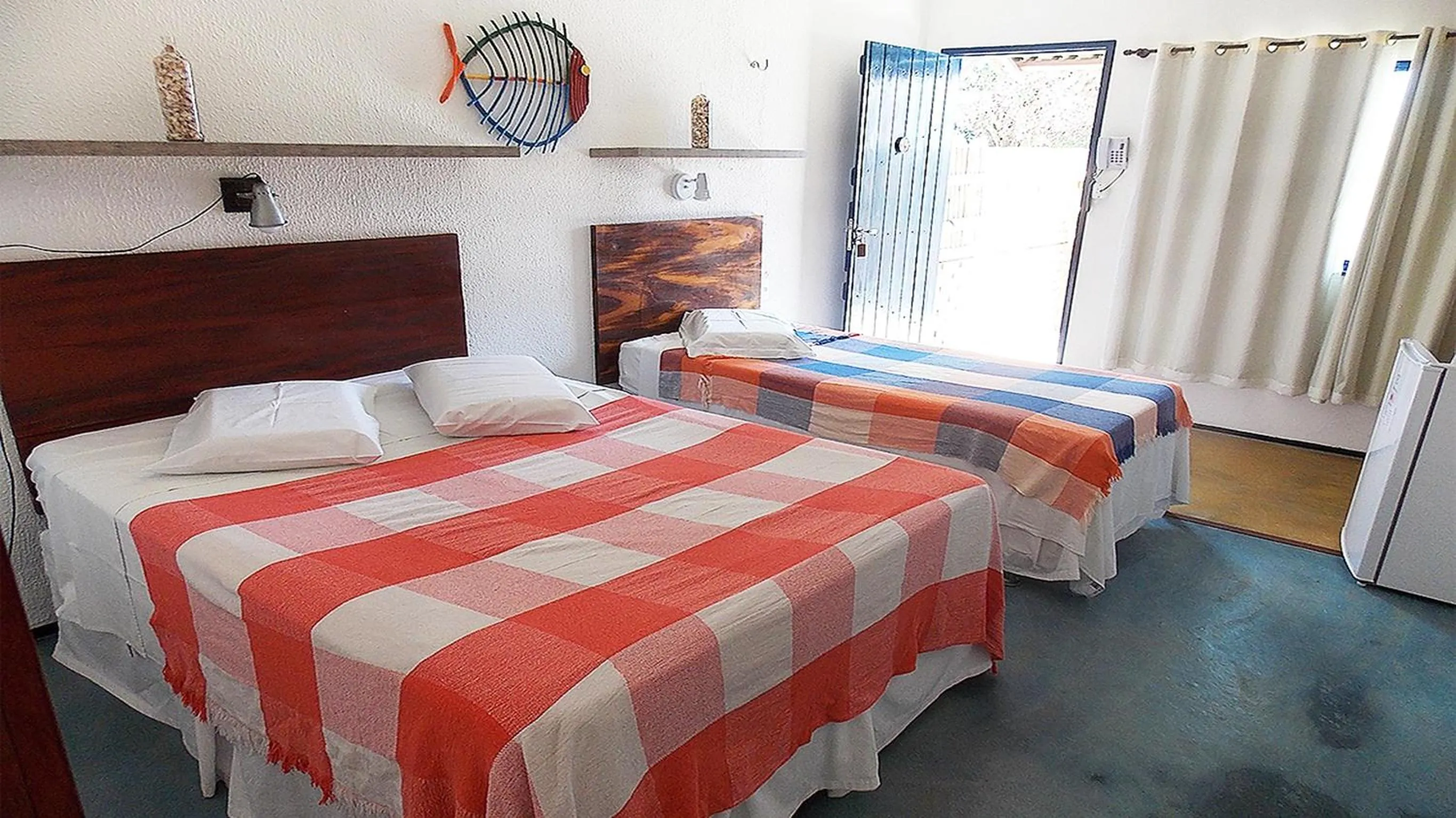 Balcony/Terrace, Bed in Pousada do Sol