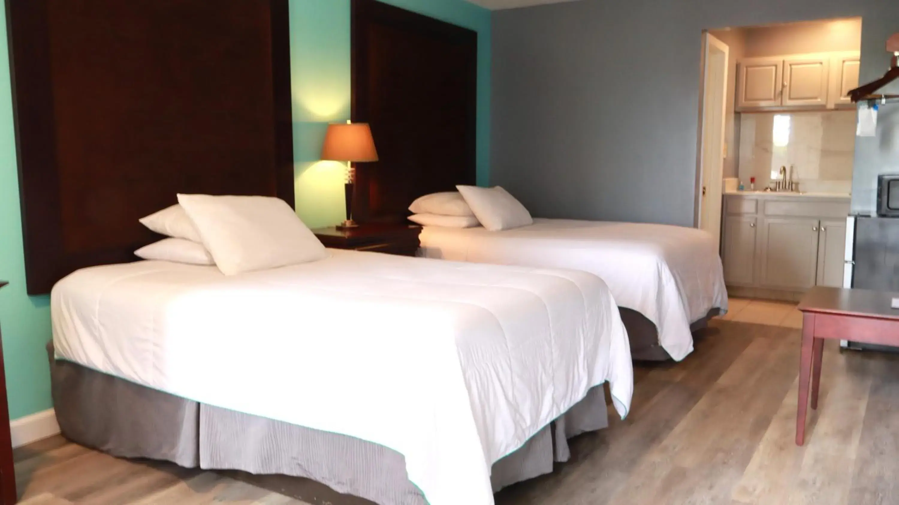 Bed in Americas Best Value Inn and Suites Blytheville by Sonesta Bed in Americas Best Value Inn and Suites Blytheville by Sonesta