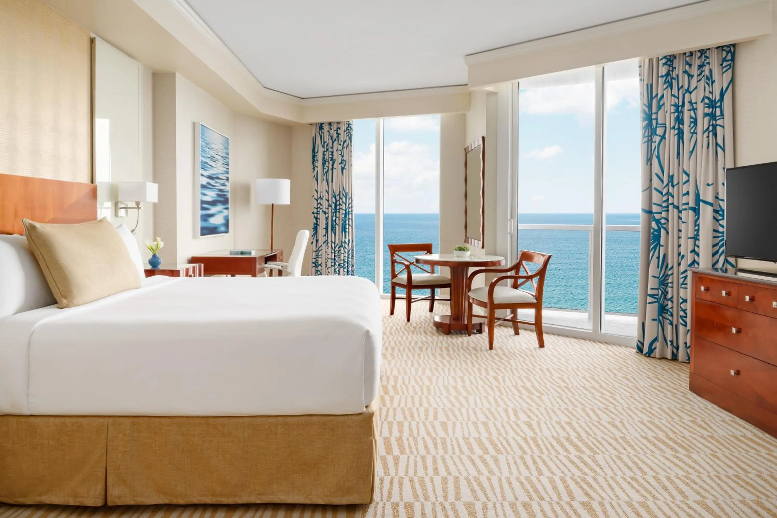 Bedroom, Bed in Trump International Beach Resort - Sunny Isles Beach