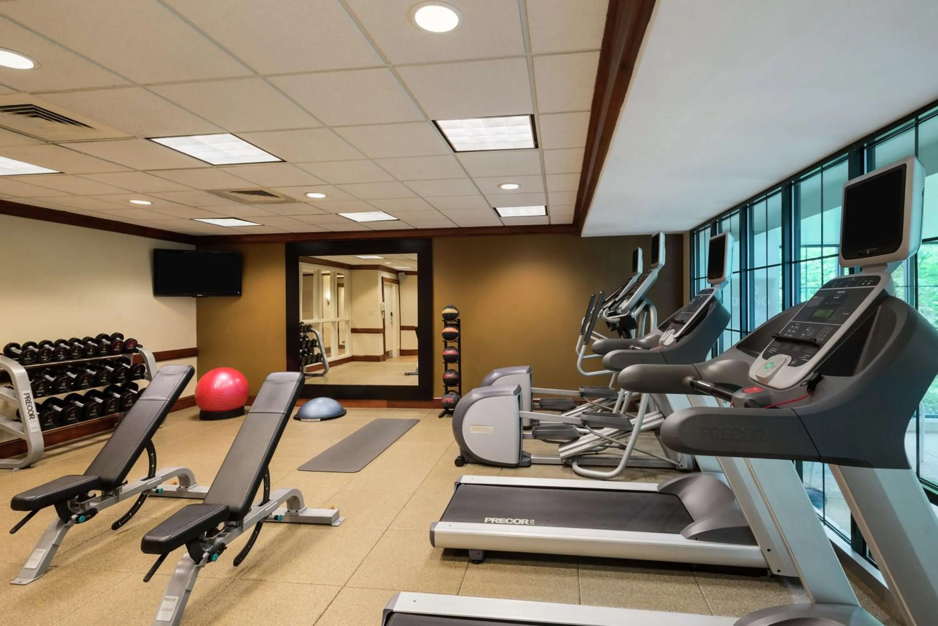 Fitness centre/facilities in Homewood Suites by Hilton Newark-Wilmington South Area